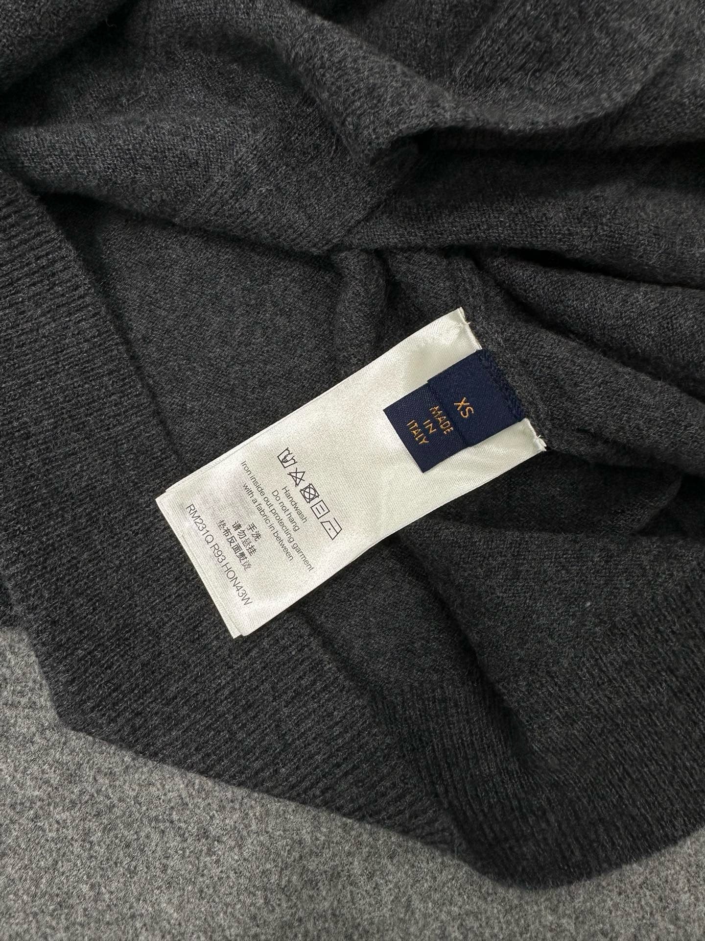 루이비통 믹스 캐시미어 가디건