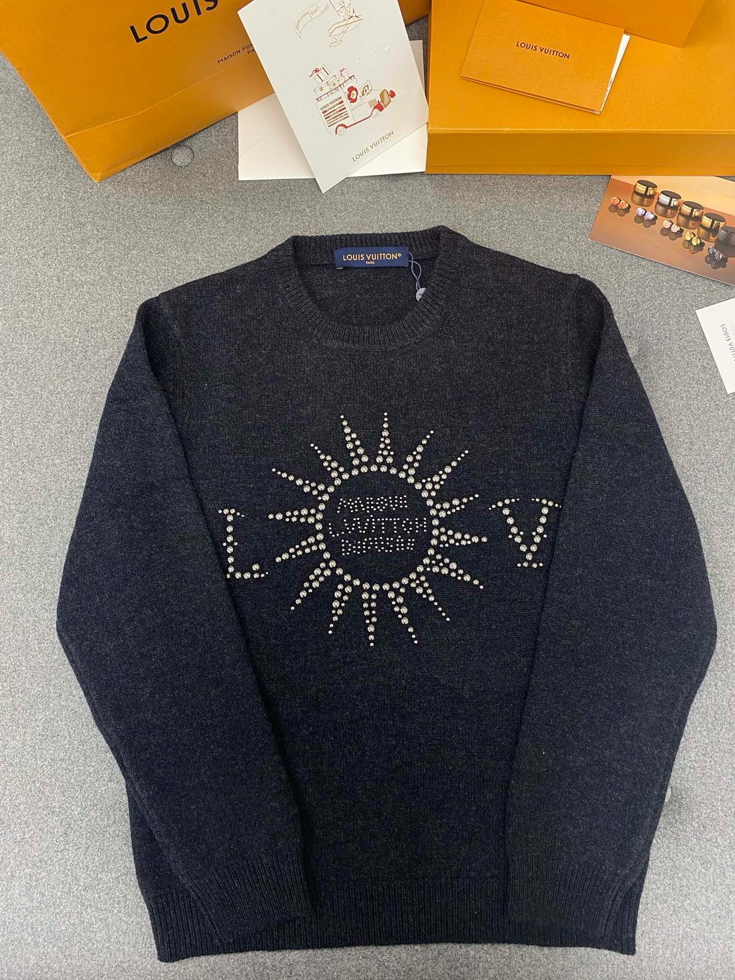 루이비통 롱 슬리브드 메리노울 크루넥