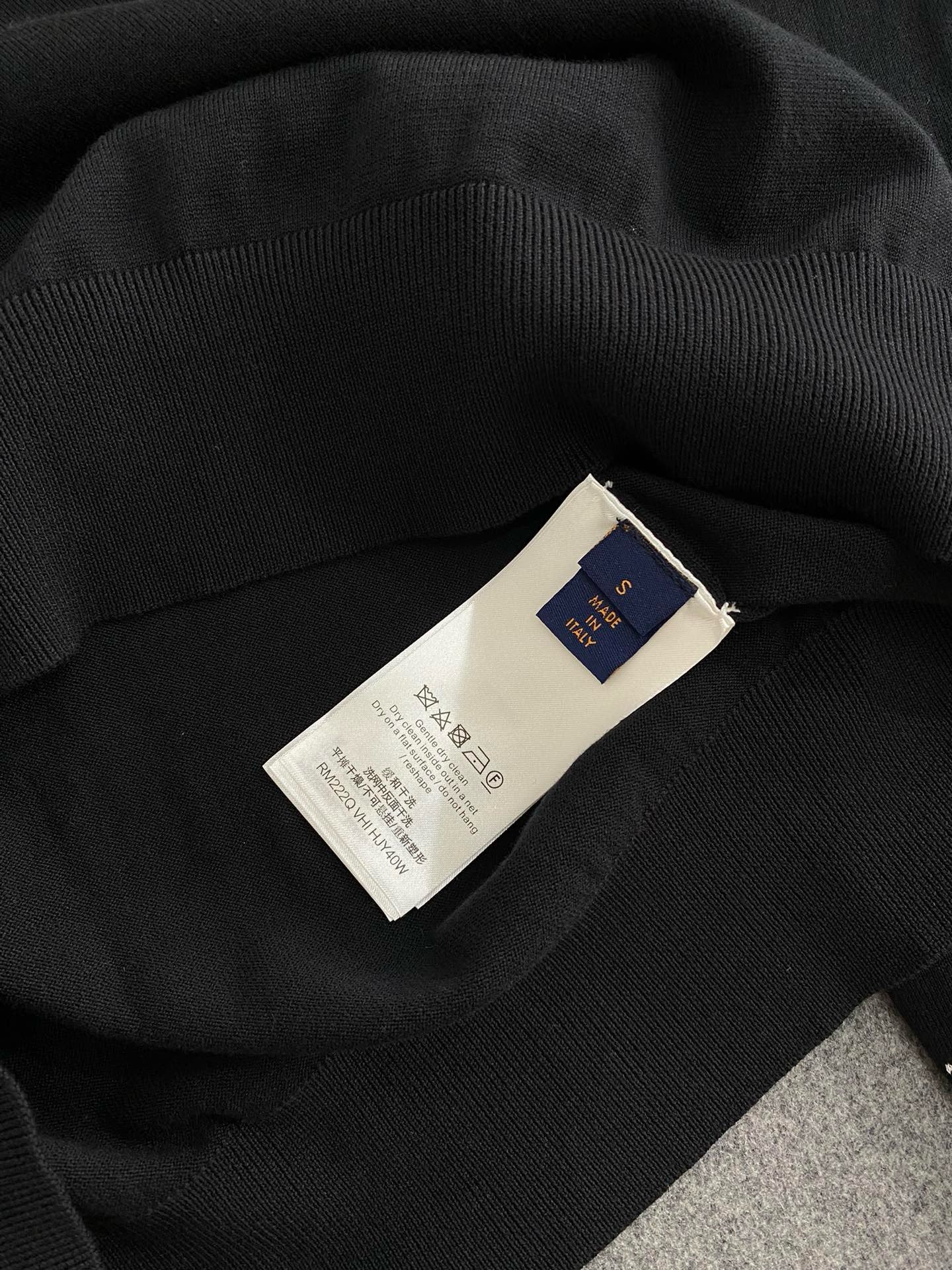 루이비통 롱 슬리브드 코튼 크루넥