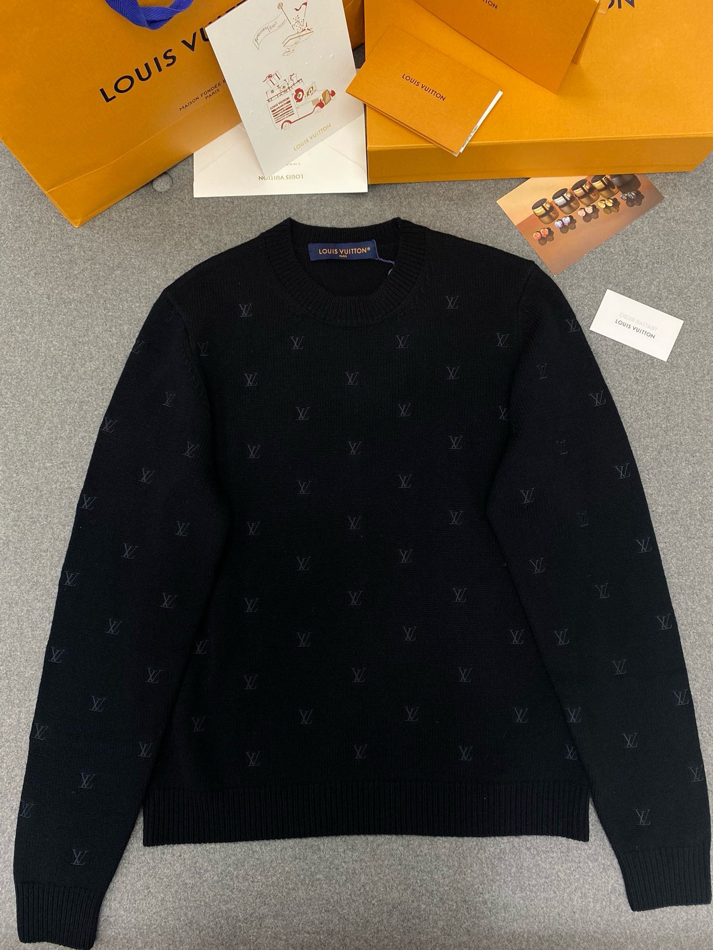 루이비통 블라종 올 오버 엠브로이더드 크루넥