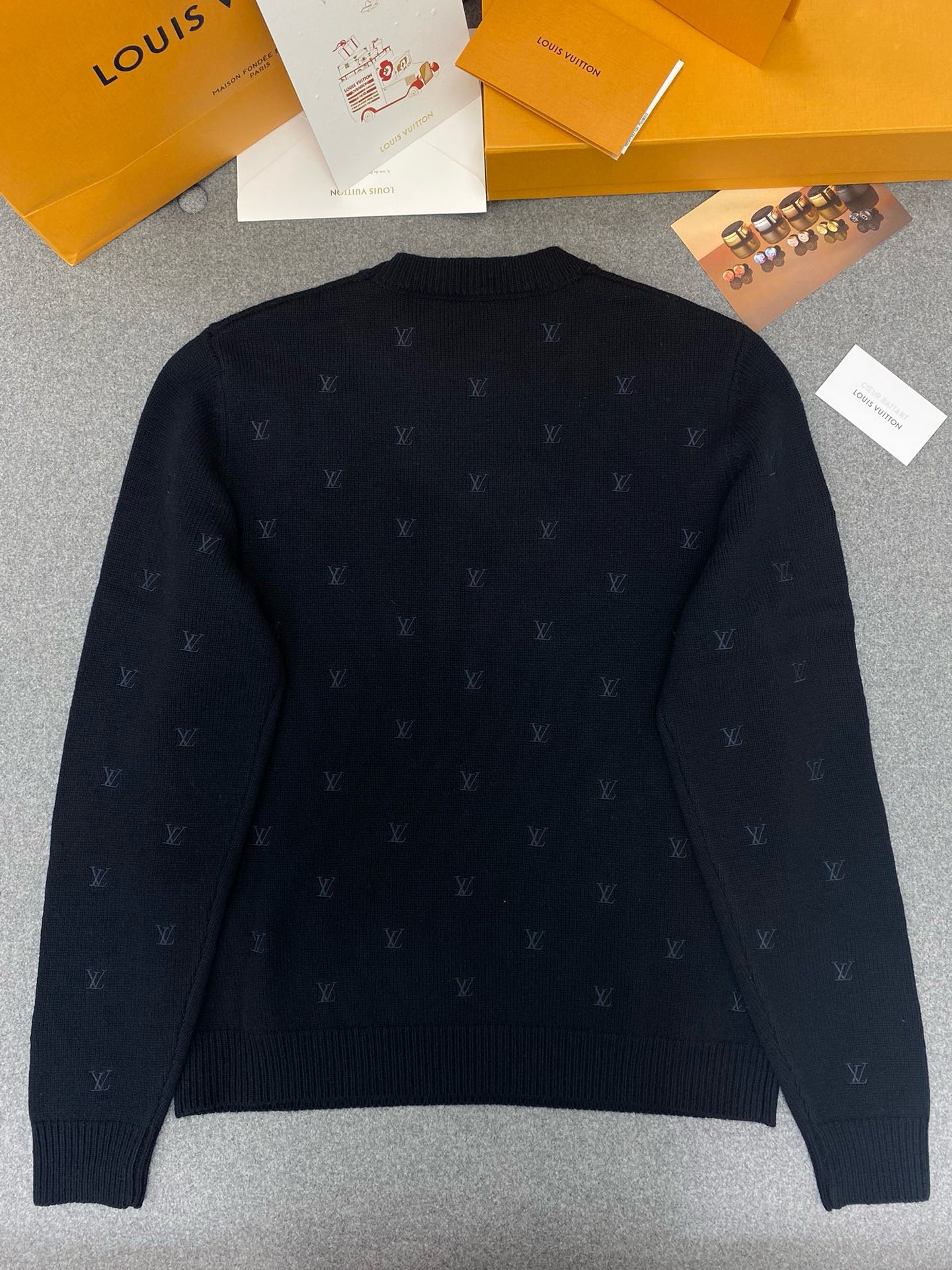 루이비통 블라종 올 오버 엠브로이더드 크루넥