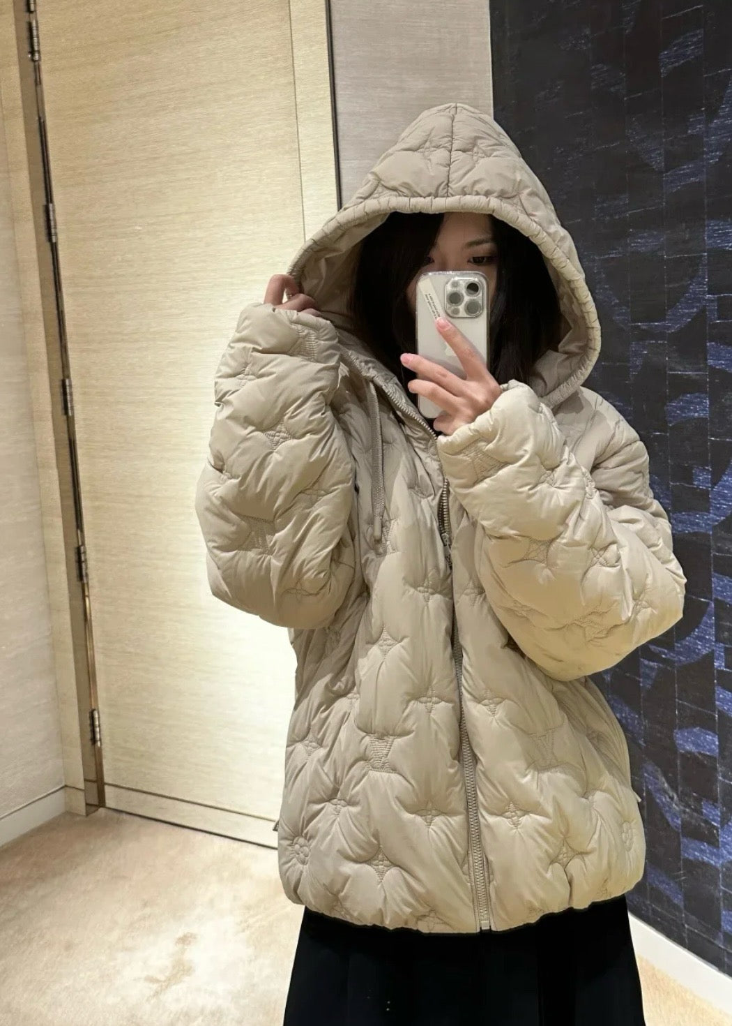 루이비통 모노그램 퀼티드 나일론 후디드 블루종