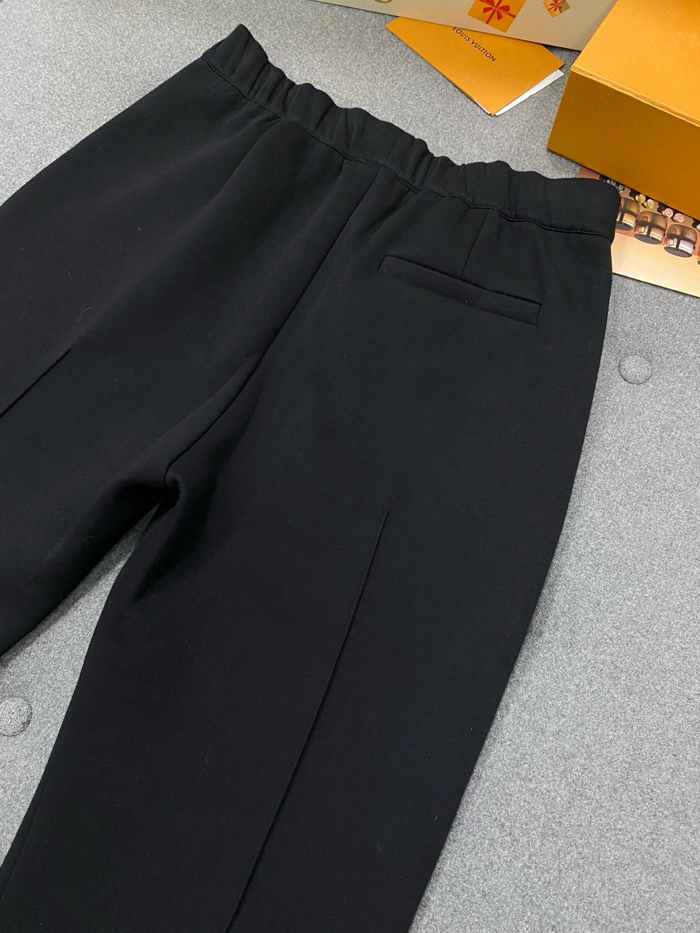 루이비통 테일러드 코튼 저지 팬츠