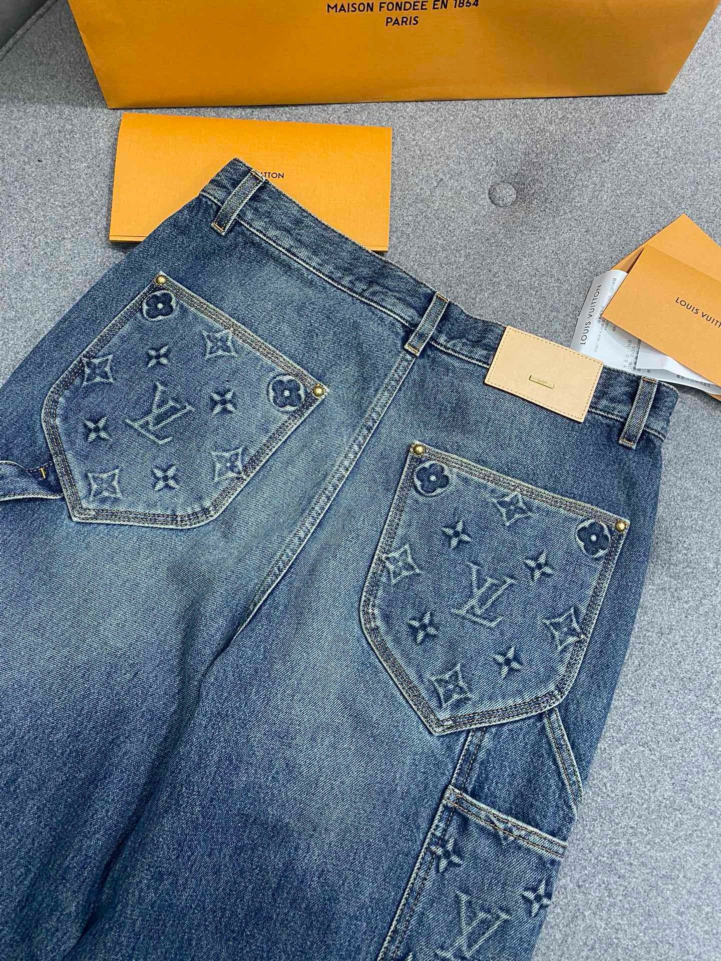 루이비통 카펜터 팬츠