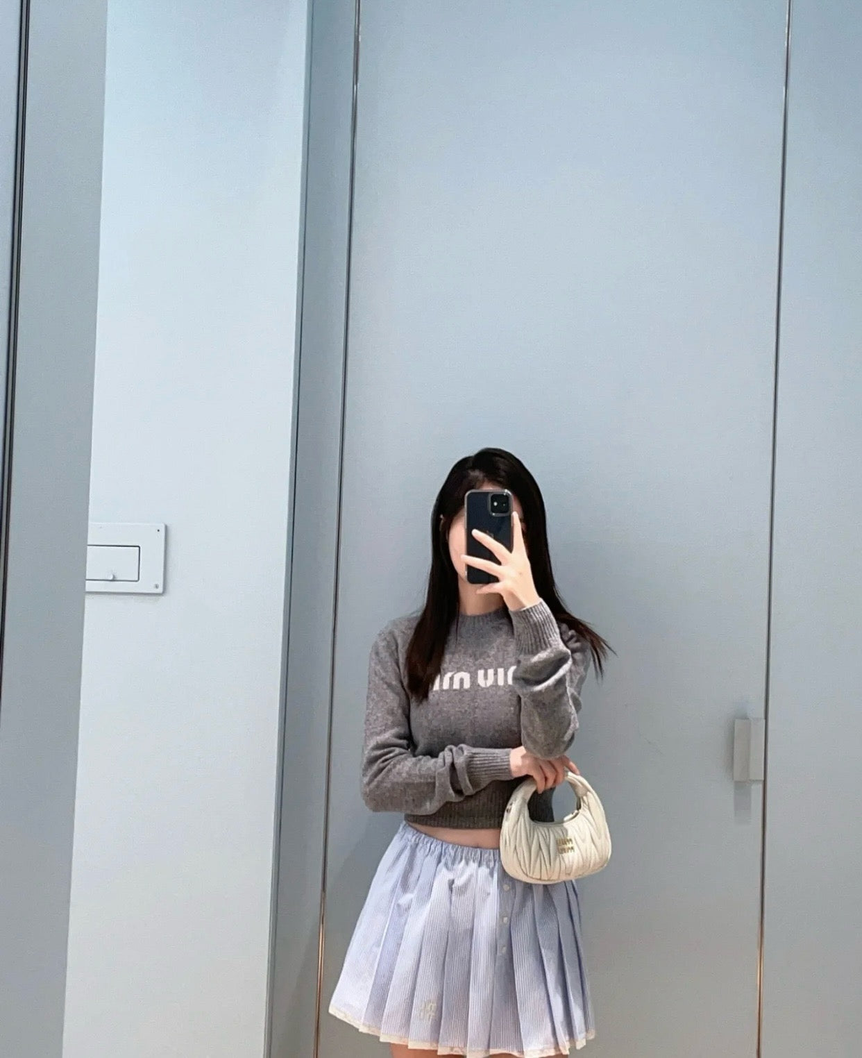 미우미우 울 및 캐시미어 스웨터