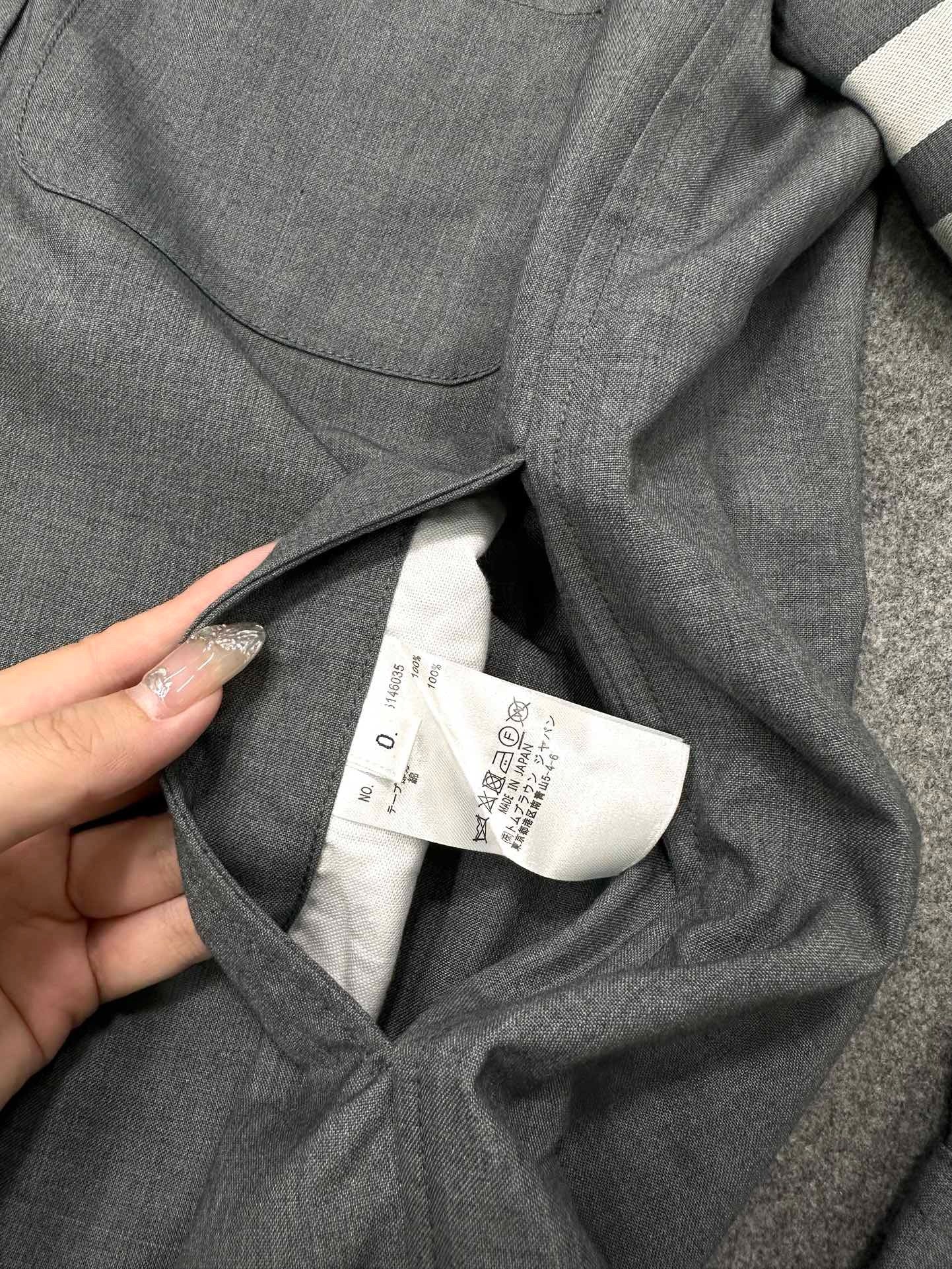 톰브라운 울 스냅 프론트 사선 셔츠 미디움