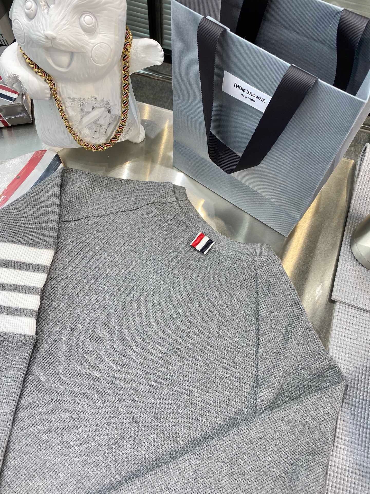 톰브라운 와플 맨투맨