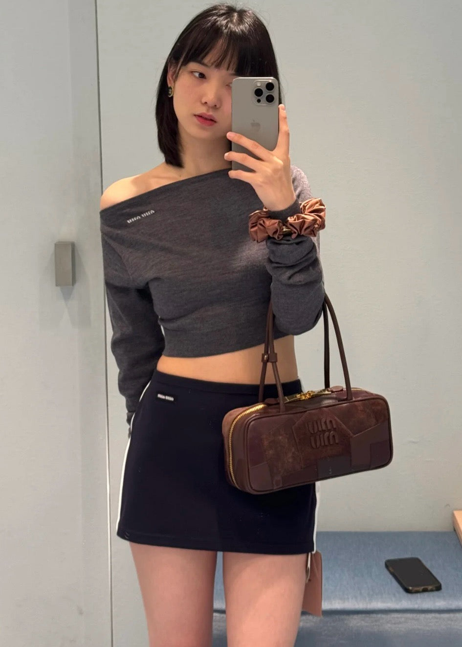 미우미우 울 보트넥 스웨터