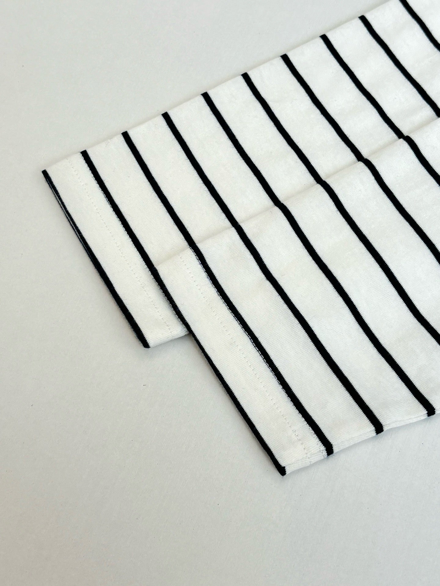 미우미우 평직 니트 폴로셔츠