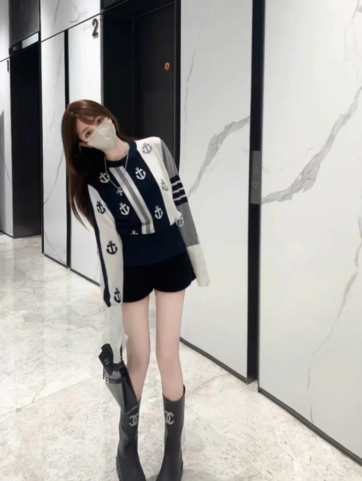 톰브라운 앵커 인타르시아 사선 브이넥 가디건