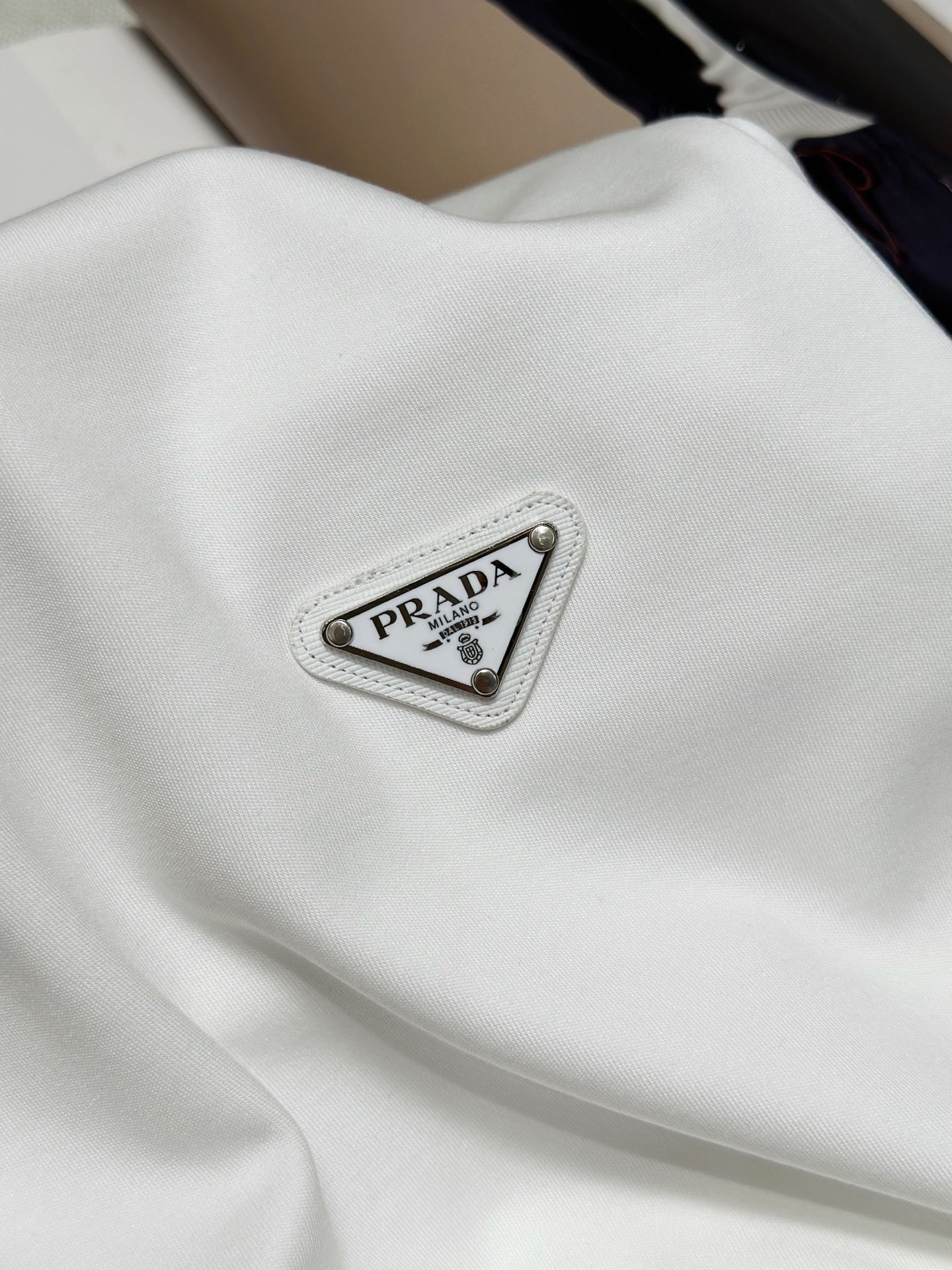 프라다 롱슬리브 저지 티셔츠