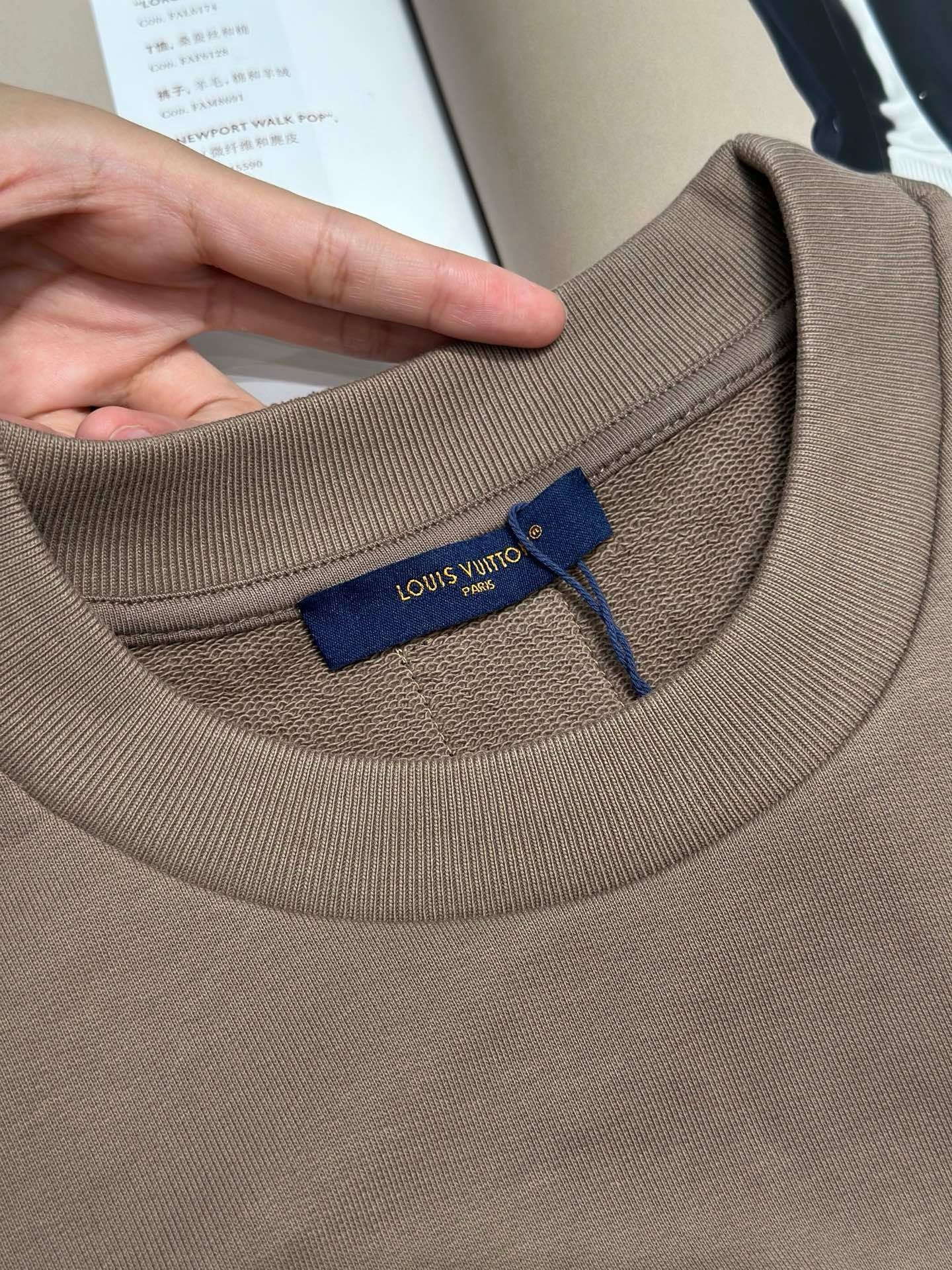 루이비통 엠브로이더드 코튼 크루넥