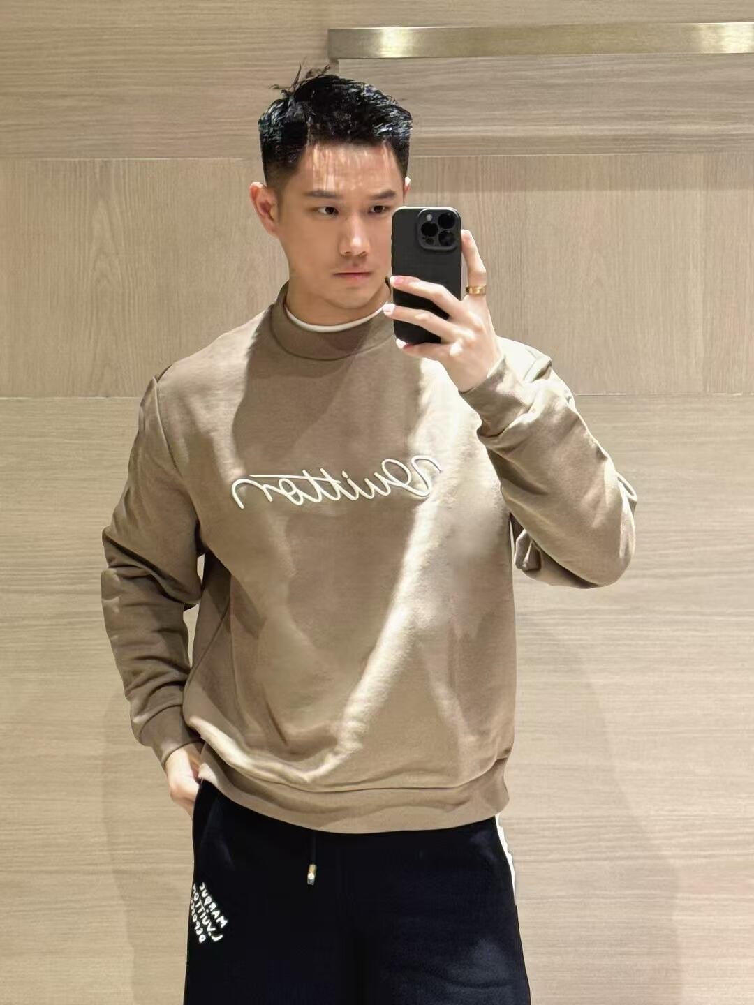 루이비통 엠브로이더드 코튼 크루넥