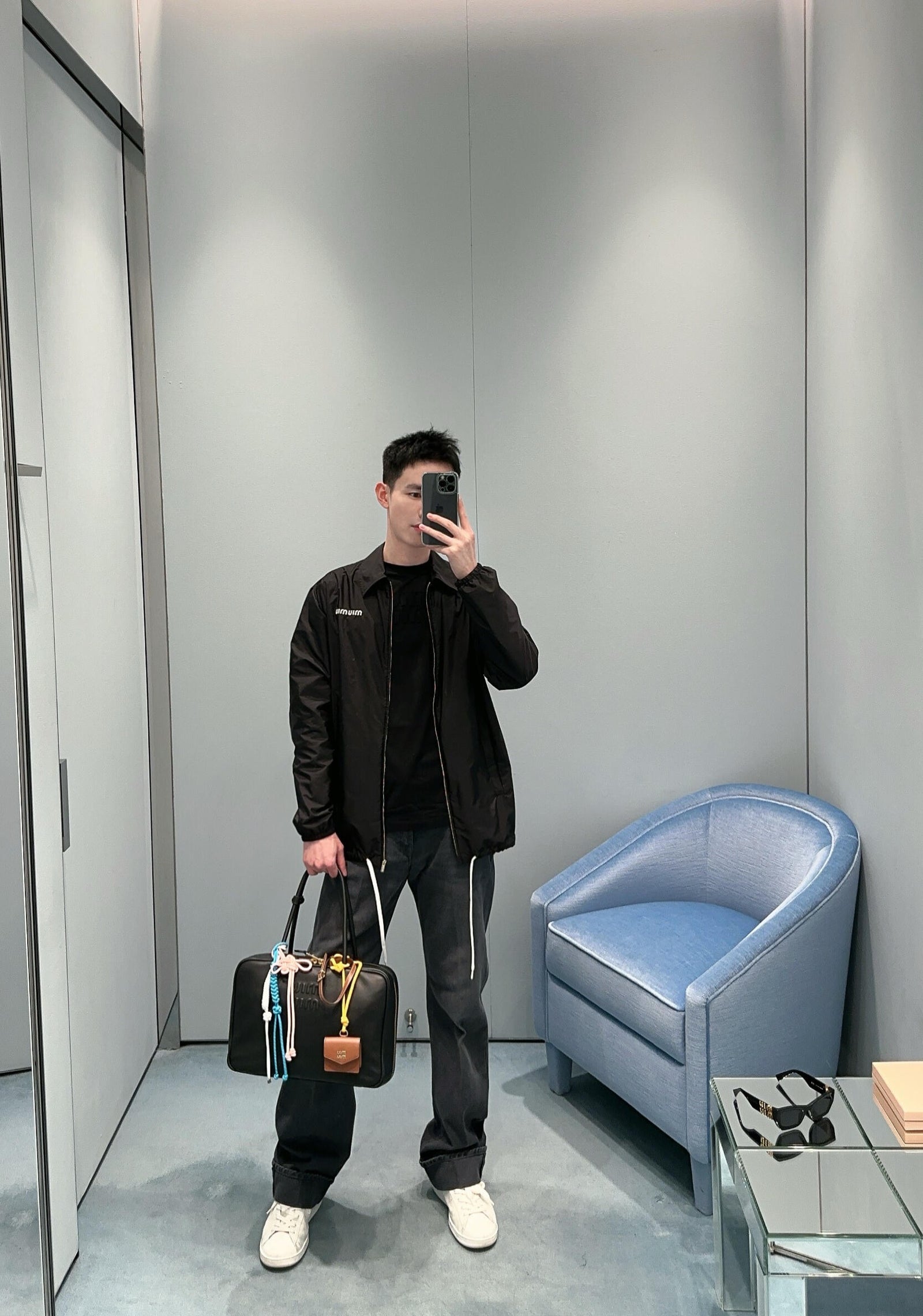 미우미우 언더 스트랩 자켓