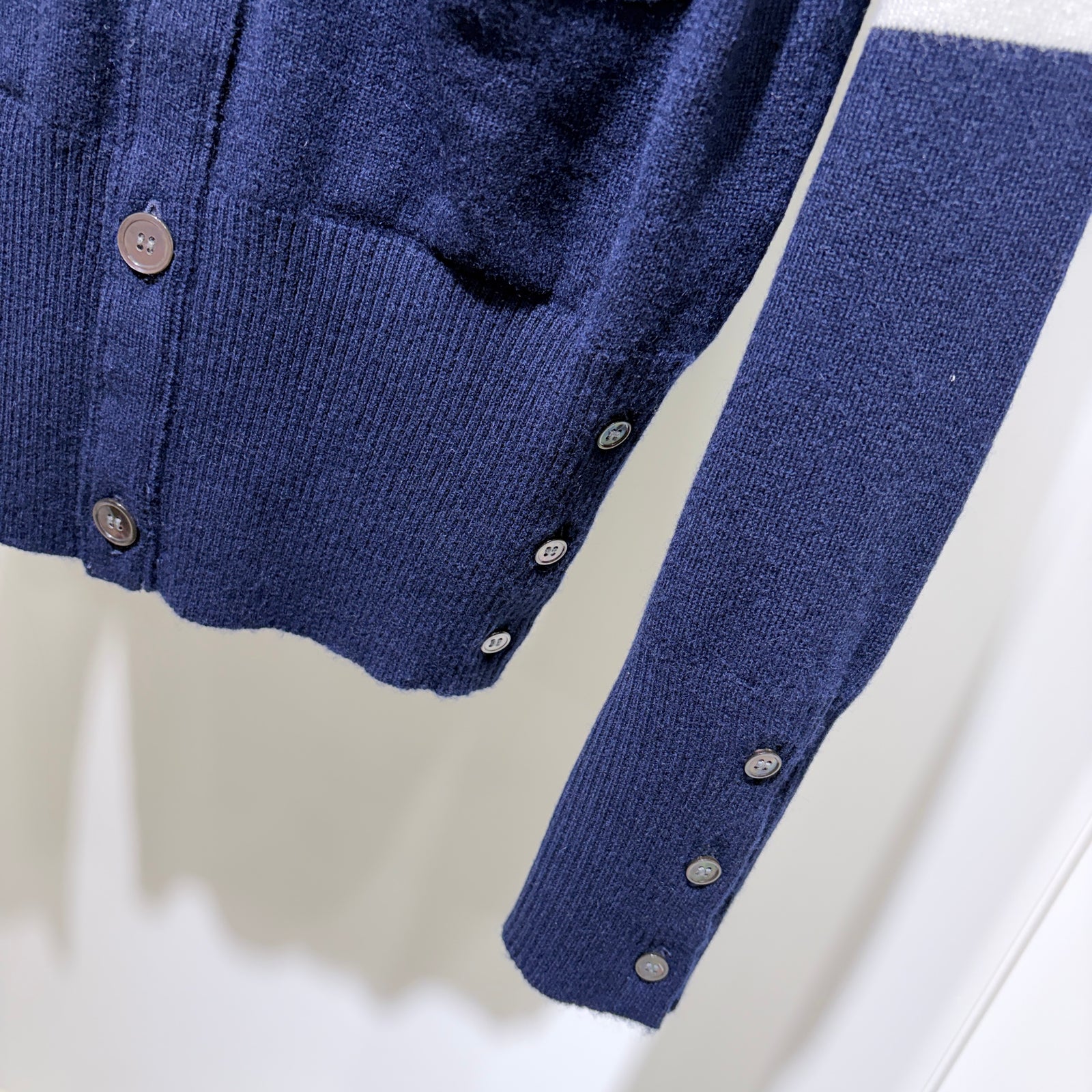 1% 톰브라운 캐시미어 가디건