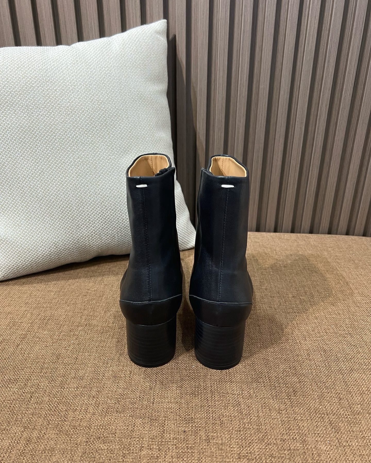 메종 마르지엘라 레더 타비 부츠