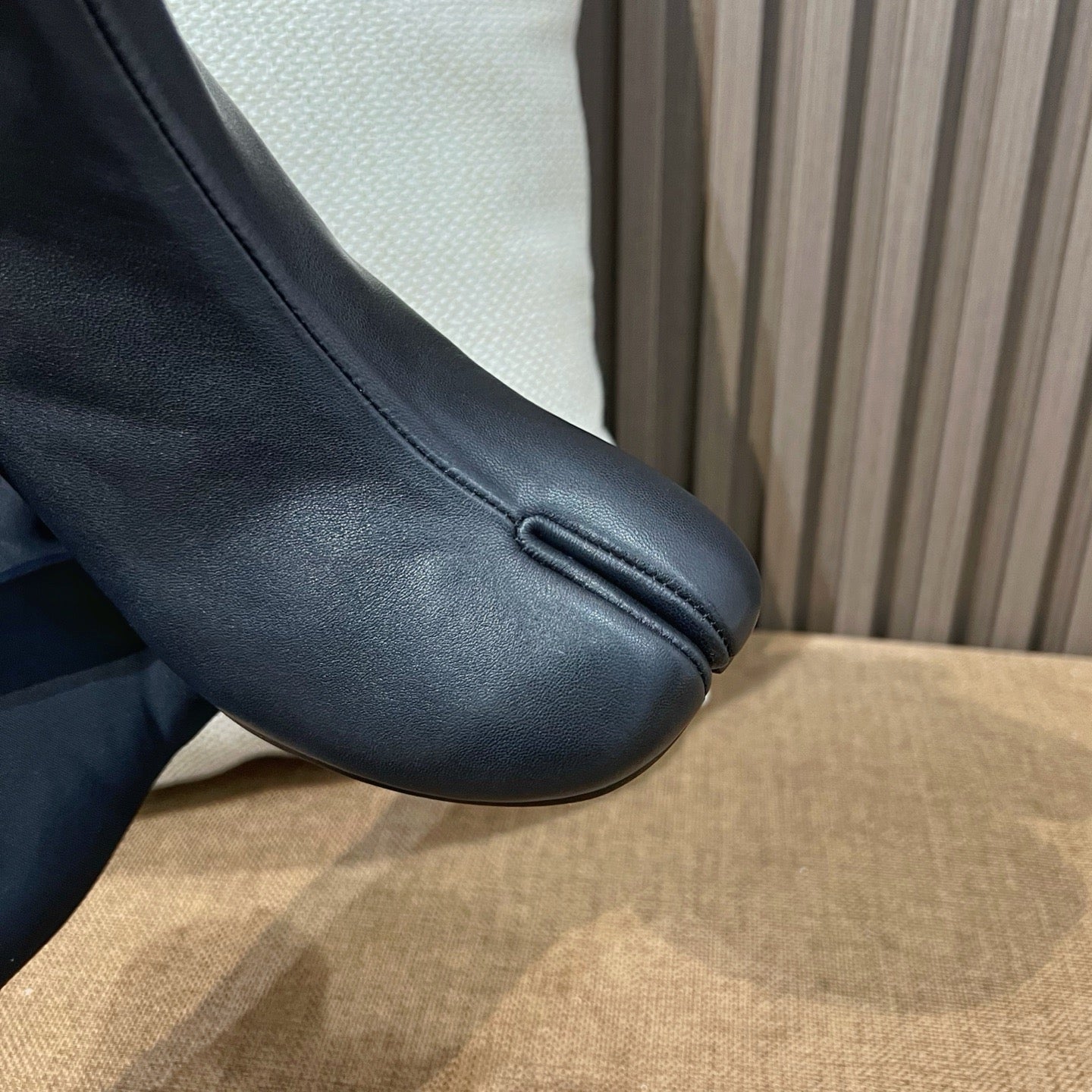 메종 마르지엘라 레더 타비 부츠