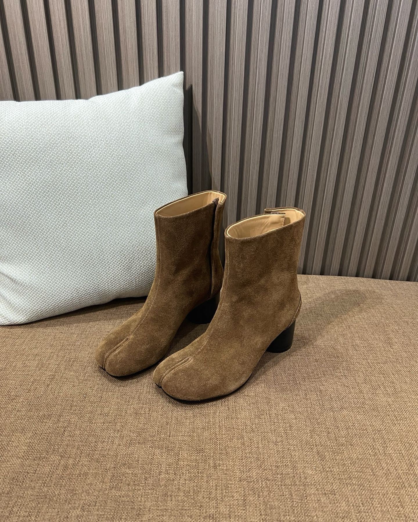 메종 마르지엘라 레더 타비 부츠