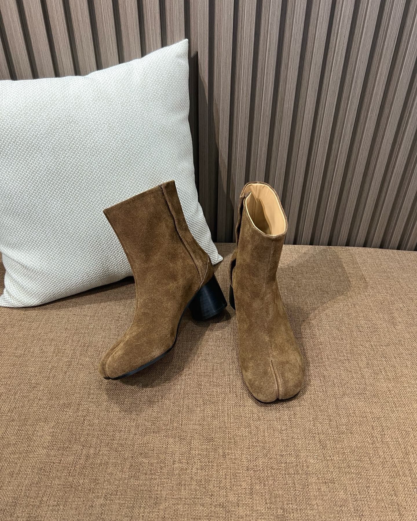 메종 마르지엘라 레더 타비 부츠