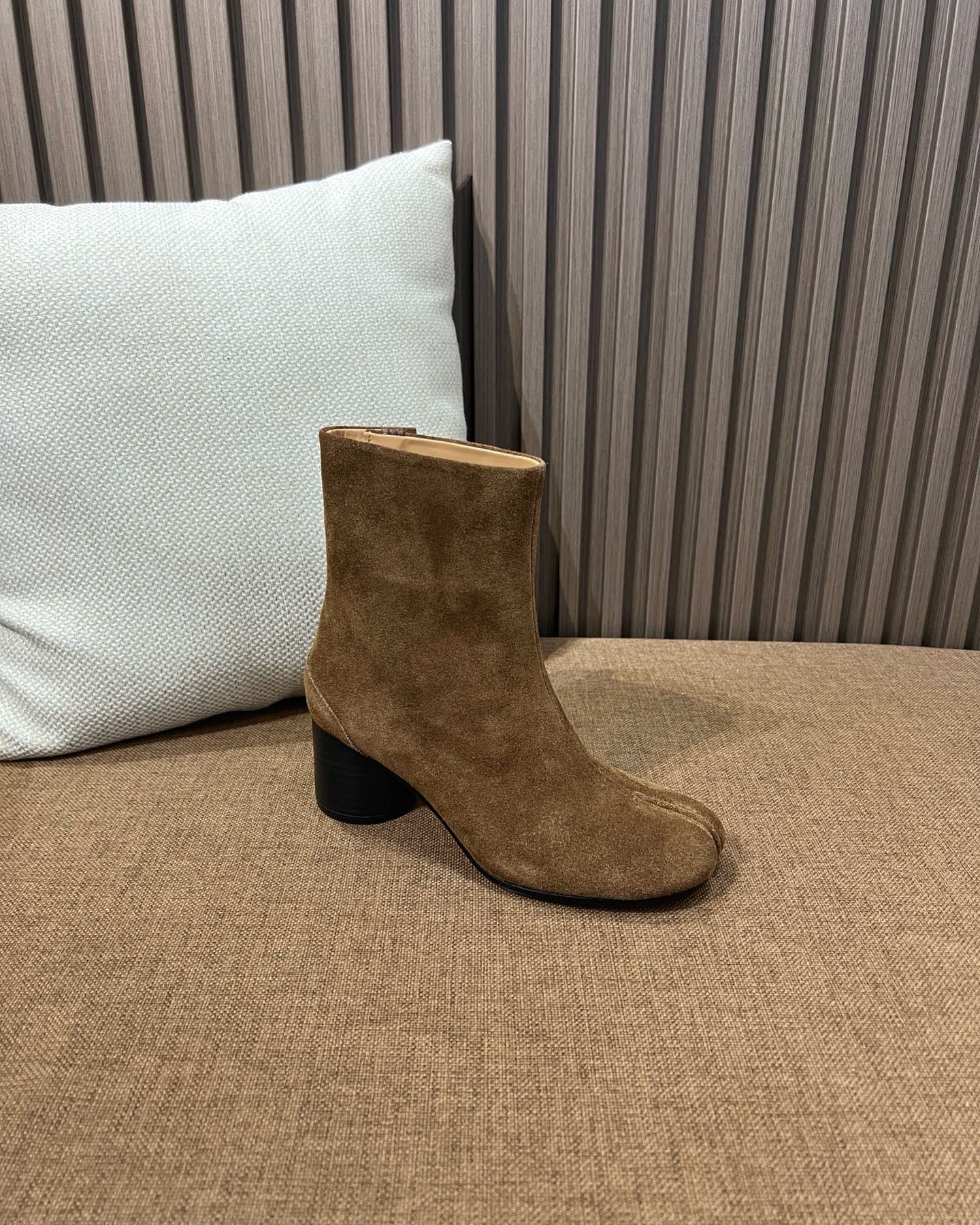 메종 마르지엘라 레더 타비 부츠