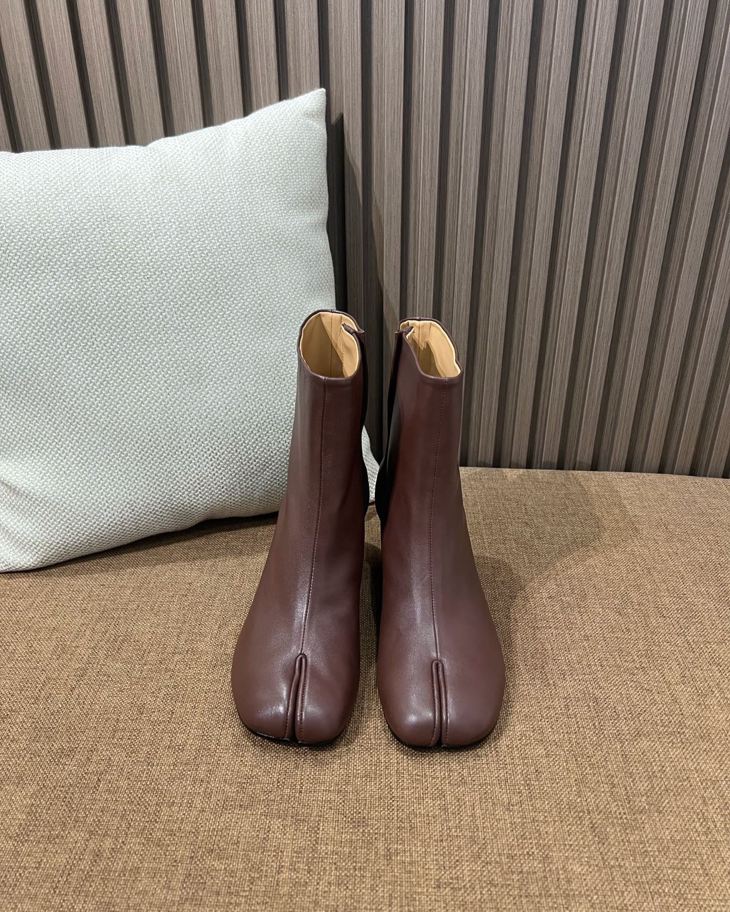 메종 마르지엘라 레더 타비 부츠