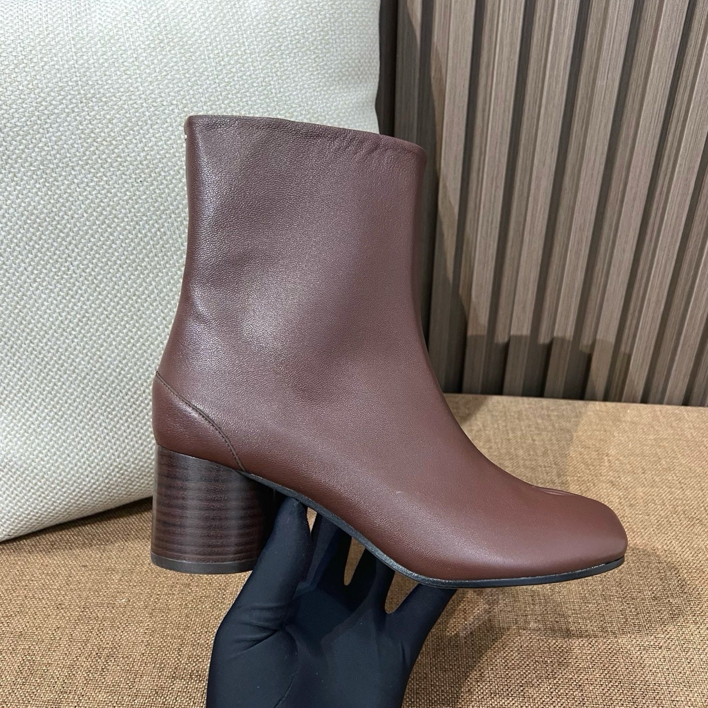 메종 마르지엘라 레더 타비 부츠