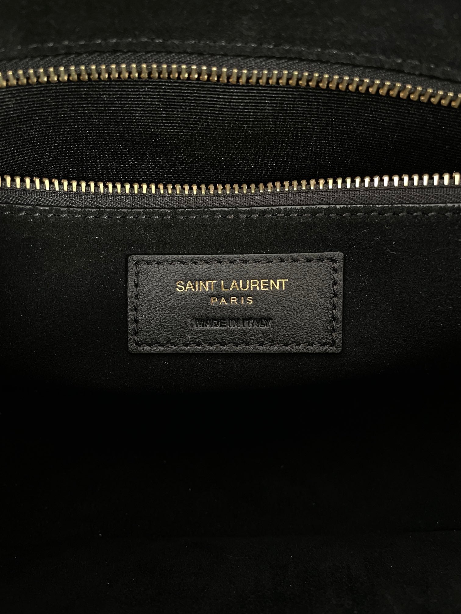 생로랑 LE 5À7 호보 숄더백 스무스 레더