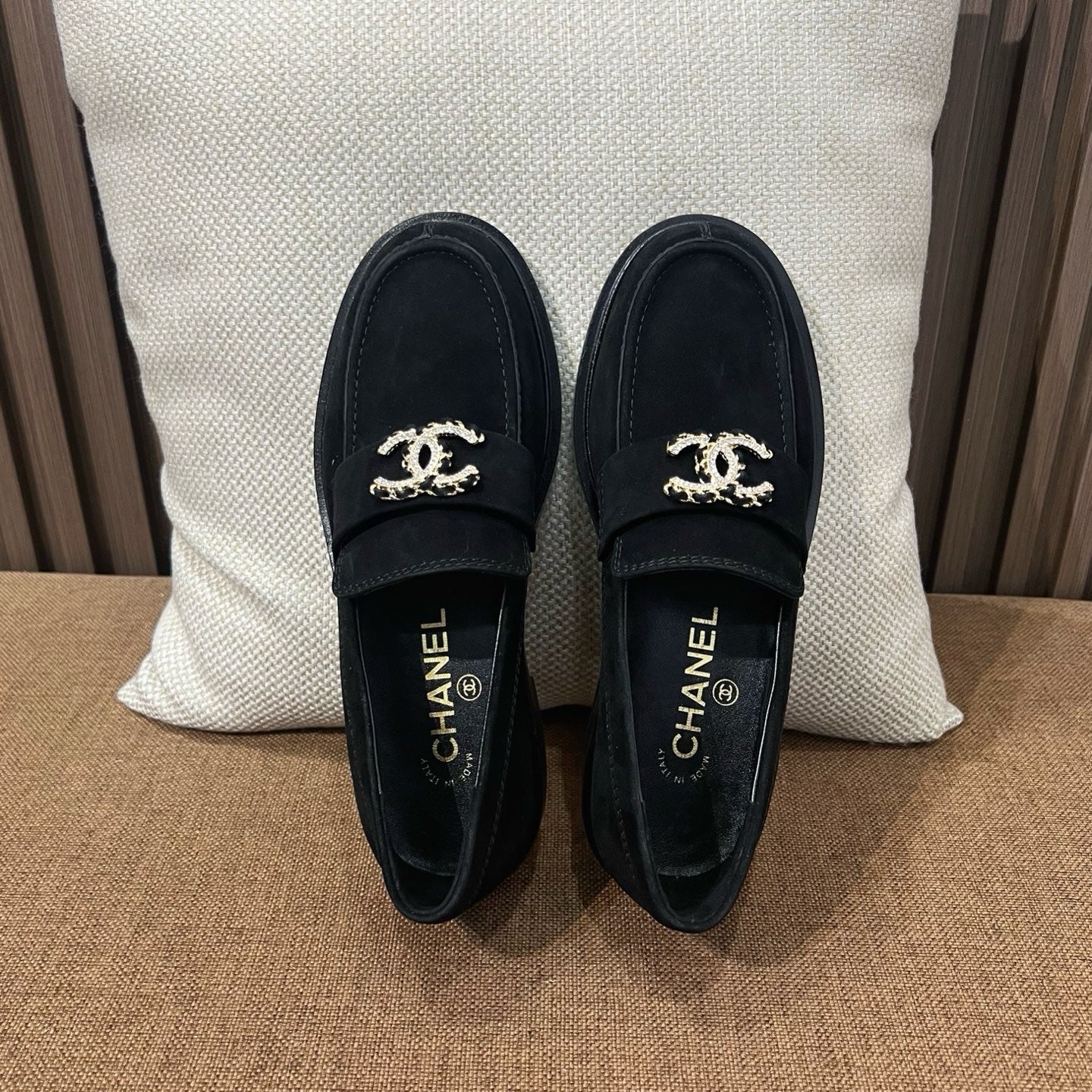 샤넬 스웨이드 로퍼