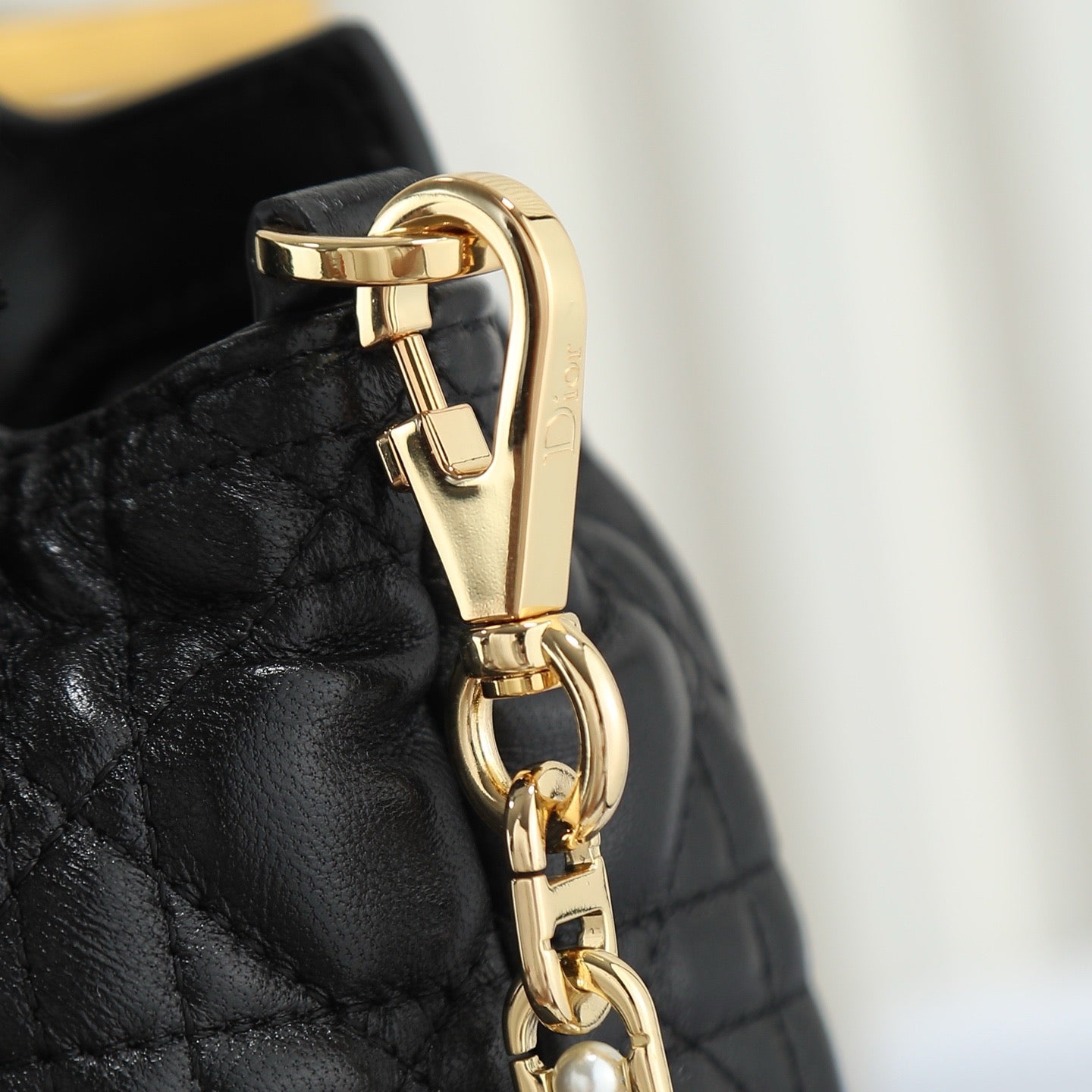 디올 Jolie 탑 핸들 미니 백