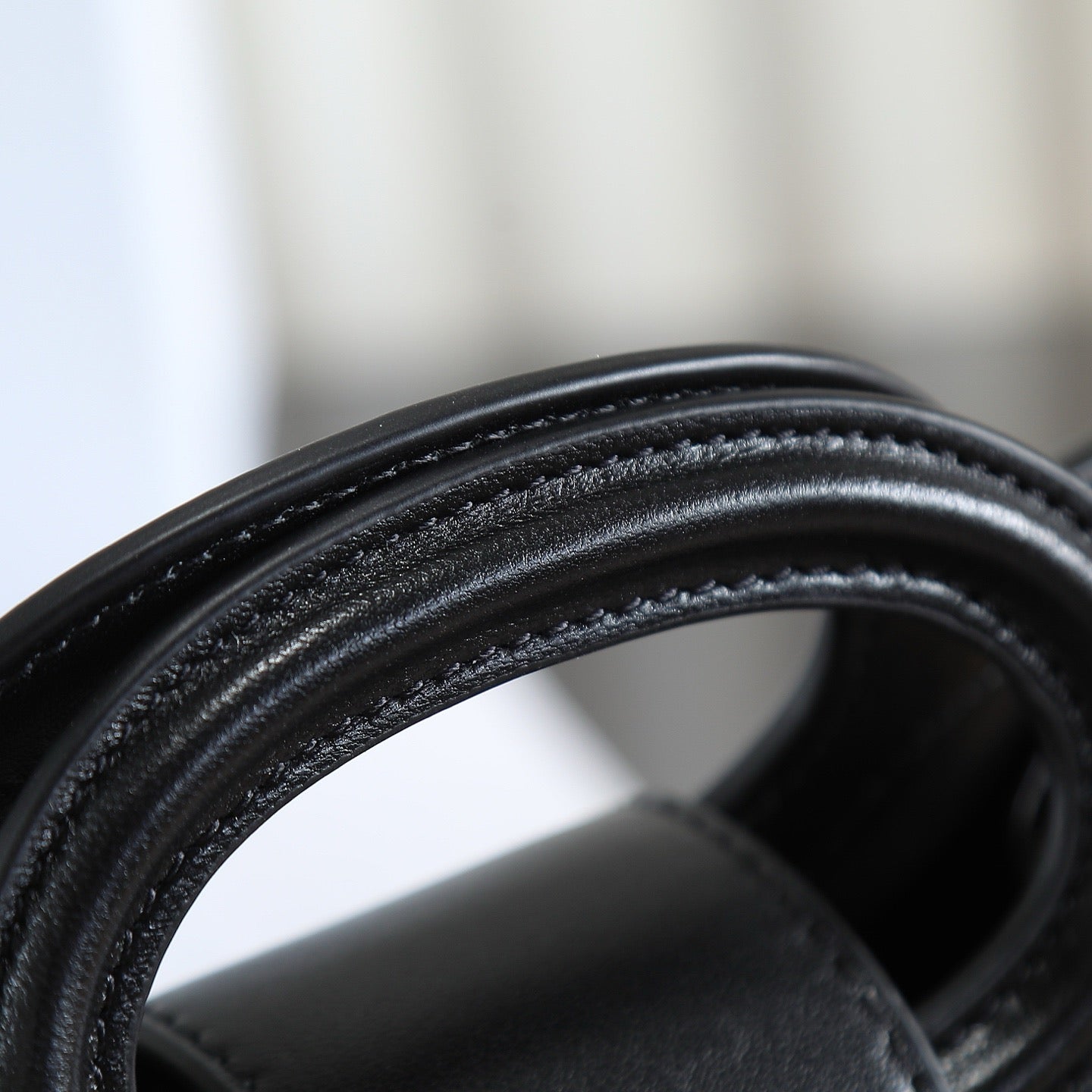 디올 Jolie 탑 핸들 미니 백