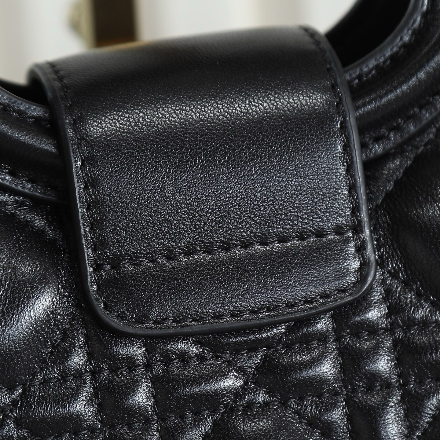 디올 Jolie 탑 핸들 미니 백