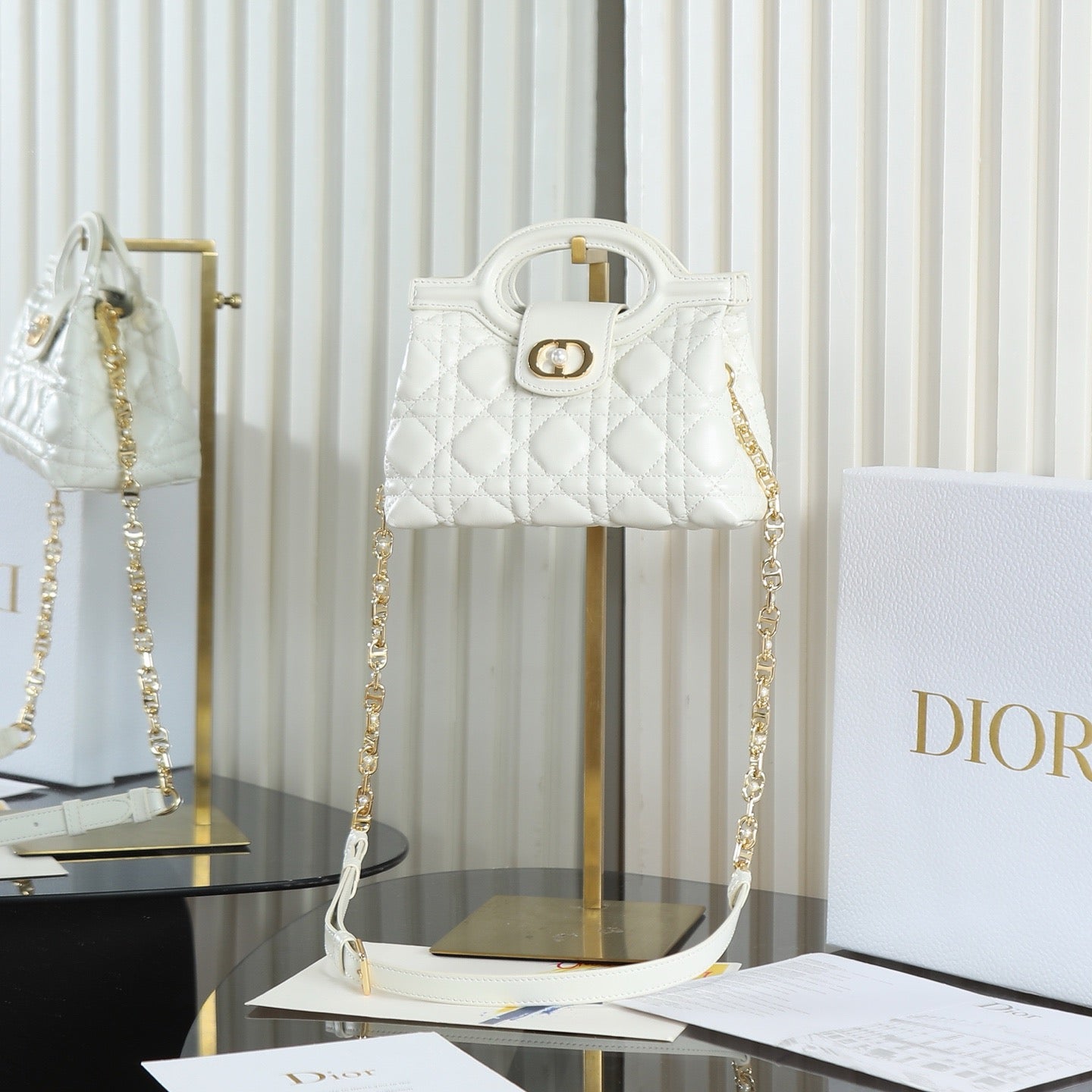 디올 Jolie 탑 핸들 미니 백