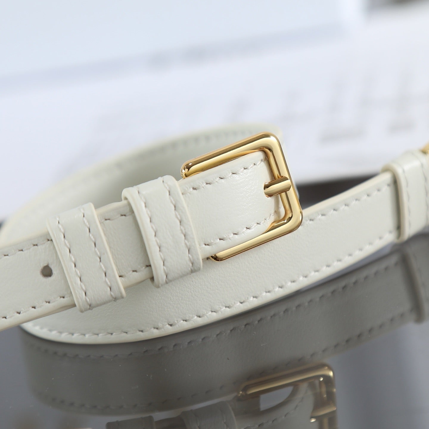 디올 Jolie 탑 핸들 미니 백