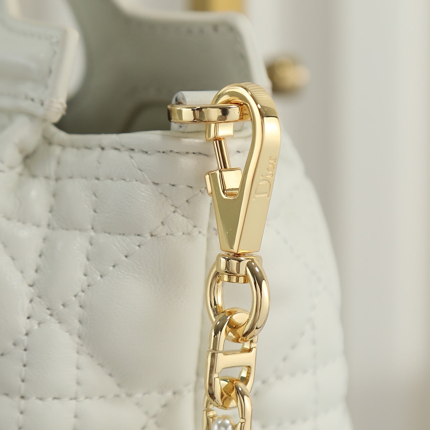 디올 Jolie 탑 핸들 미니 백