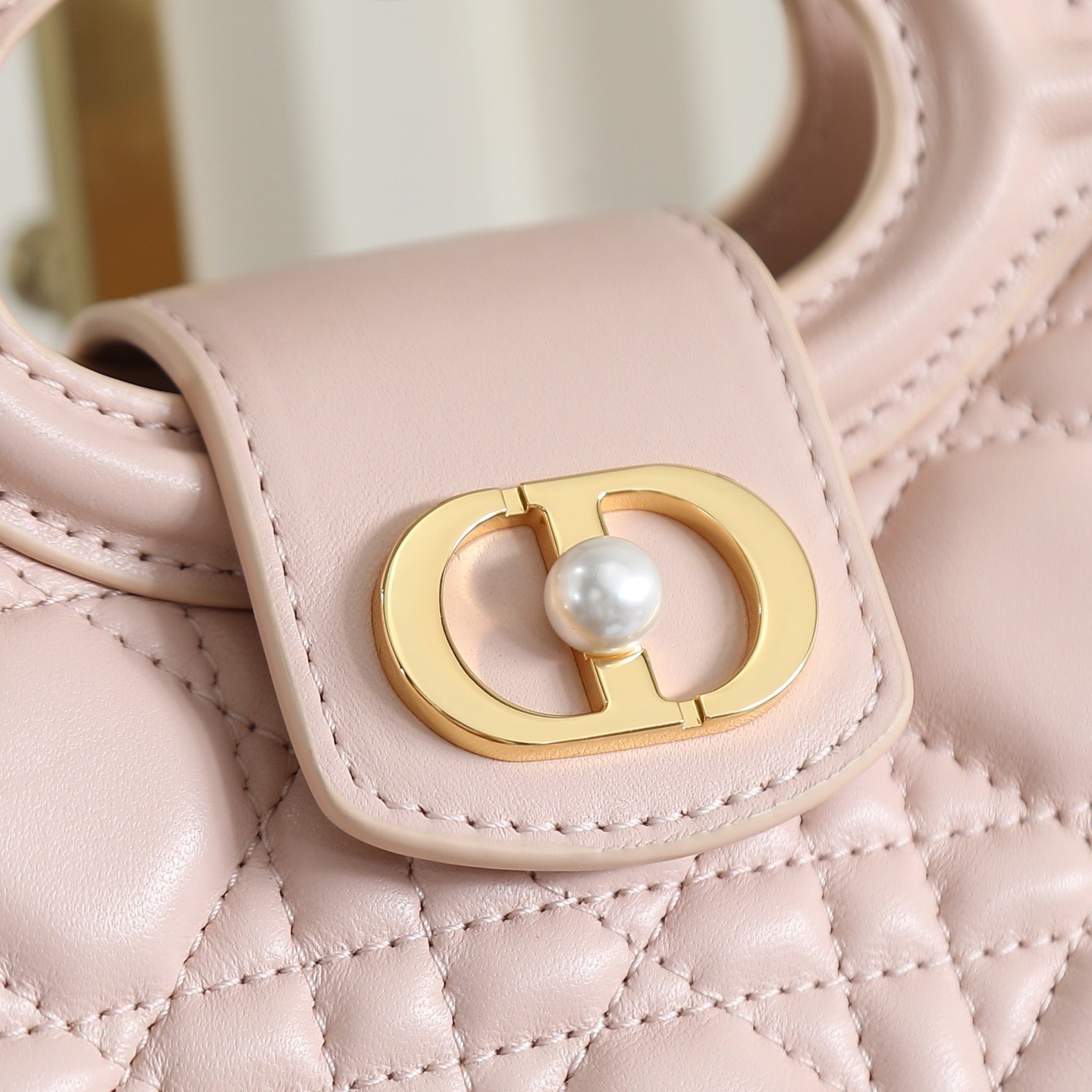 디올 Jolie 탑 핸들 미니 백