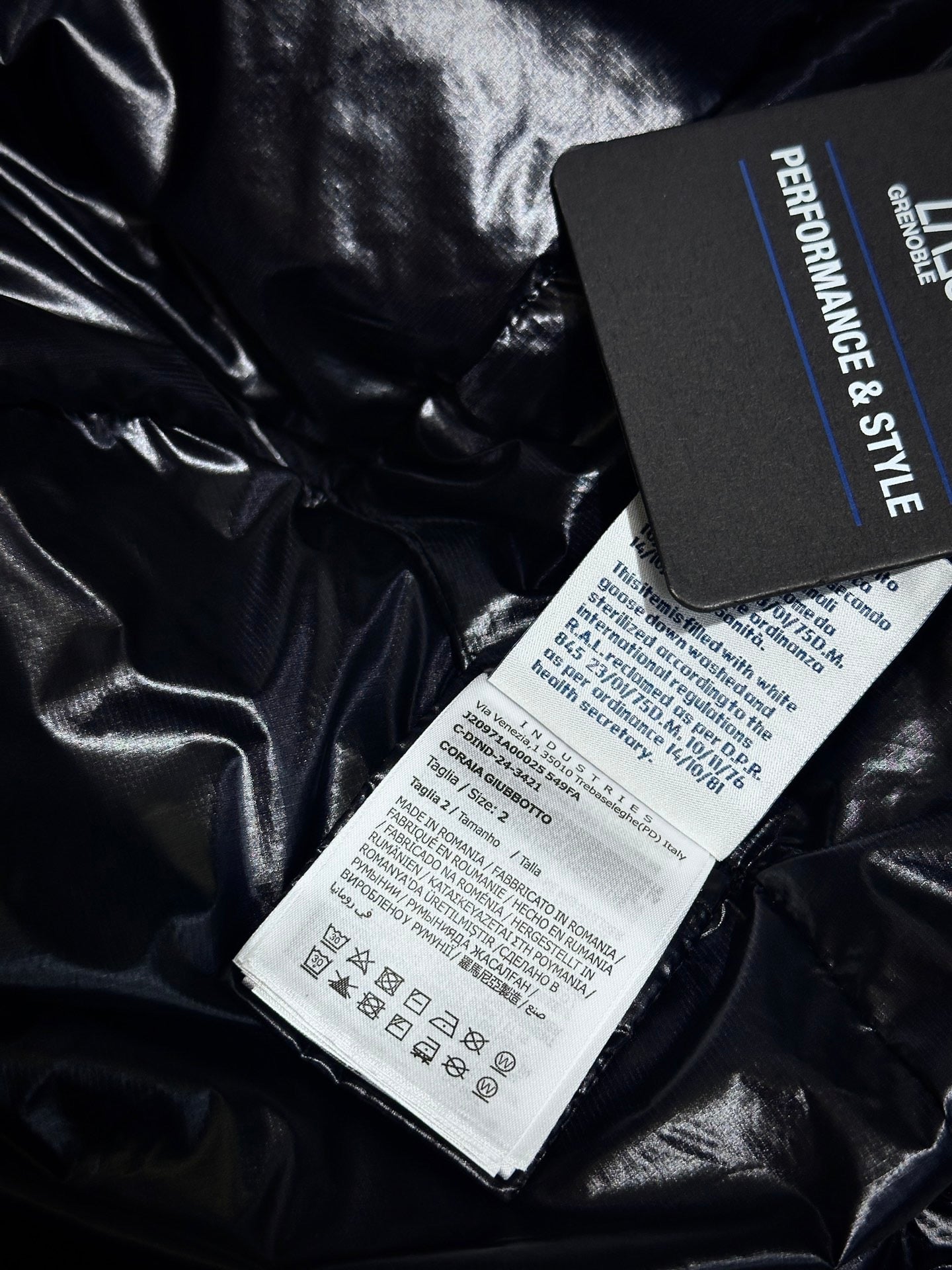 Coraia 로고 후드 패딩
