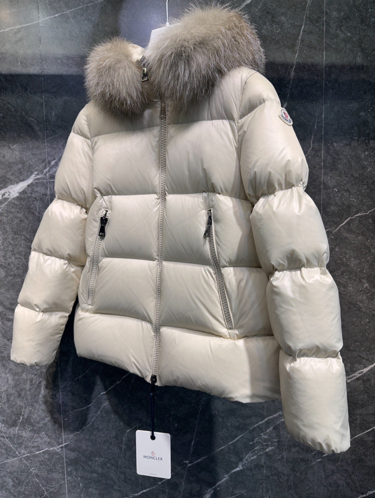 LAICHE 후드퍼 다운 패딩