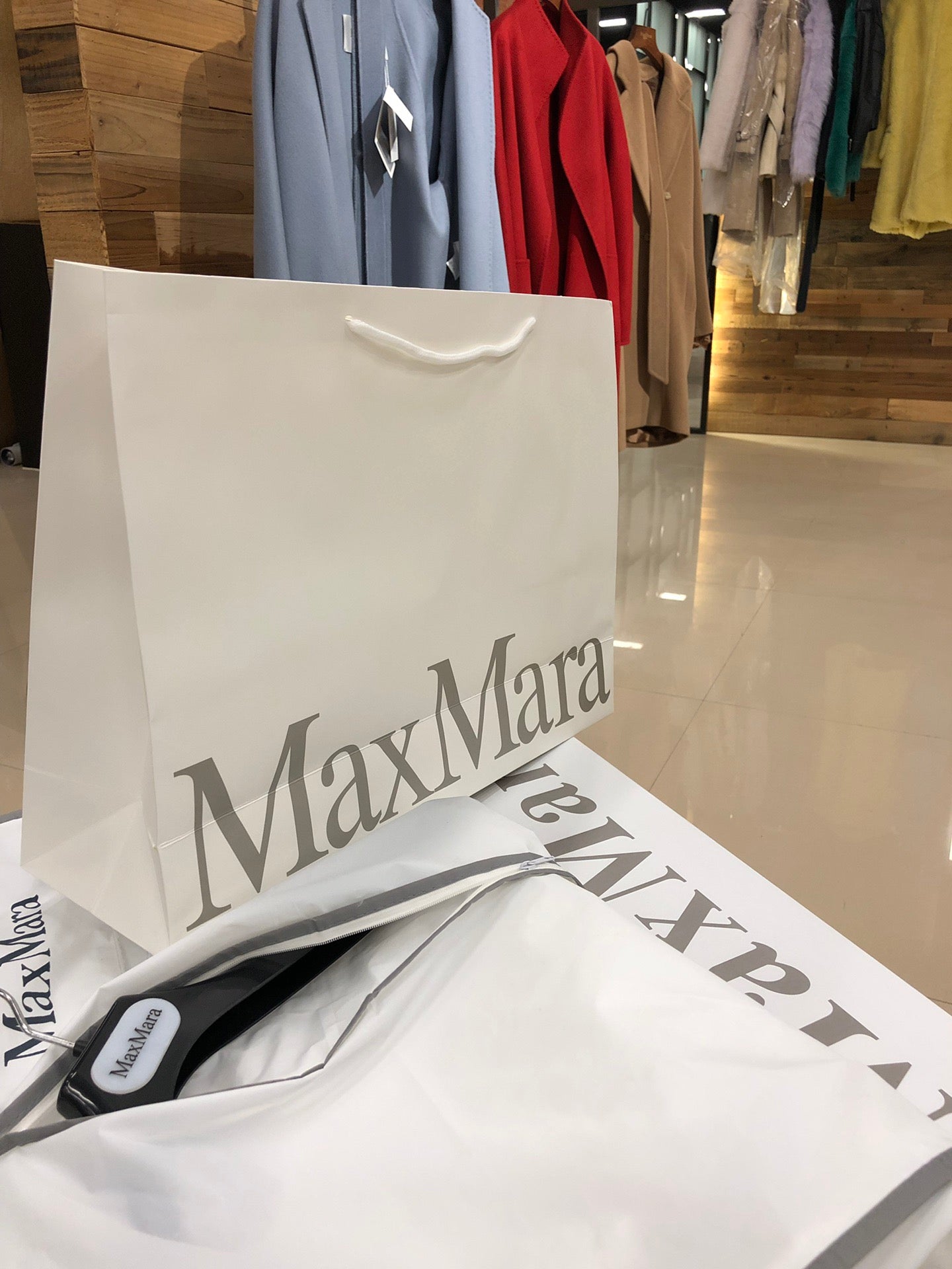 막스마라 라브로 (루드밀라)  코트 (레드)