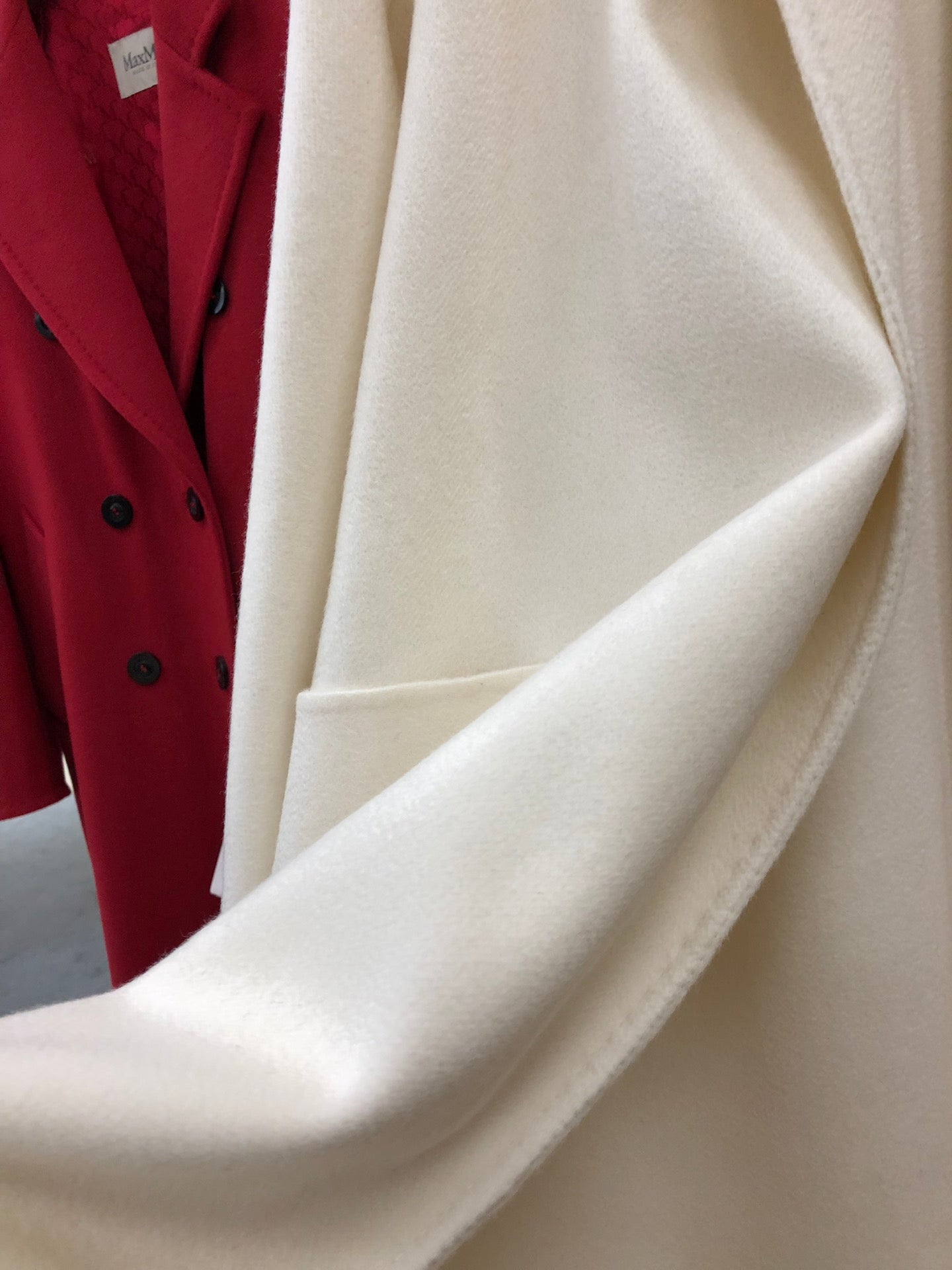 막스마라 라브로 (루드밀라)  코트 (화이트)