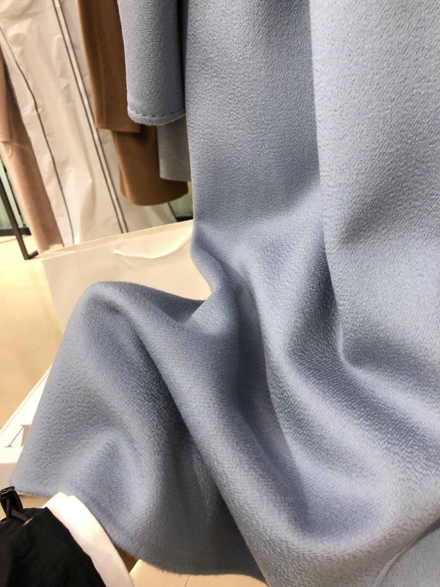 막스마라 라브로 (루드밀라)  코트 (라이트 블루)