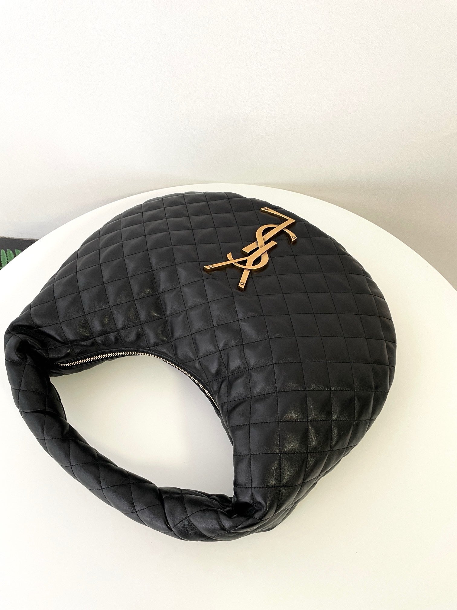 생로랑 퀄팅 나파 ICARE 호보 백