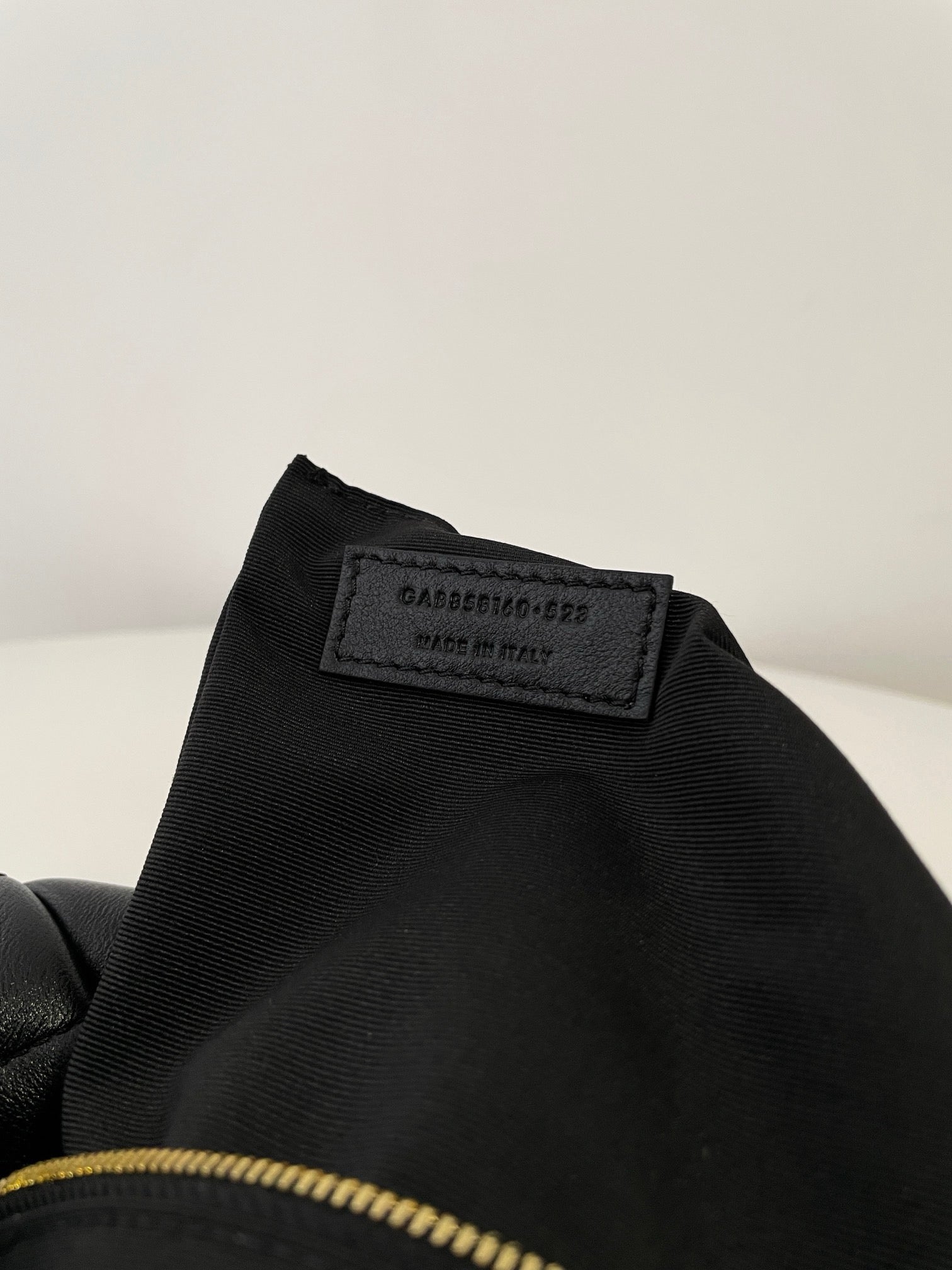 생로랑 퀄팅 나파 ICARE 호보 백