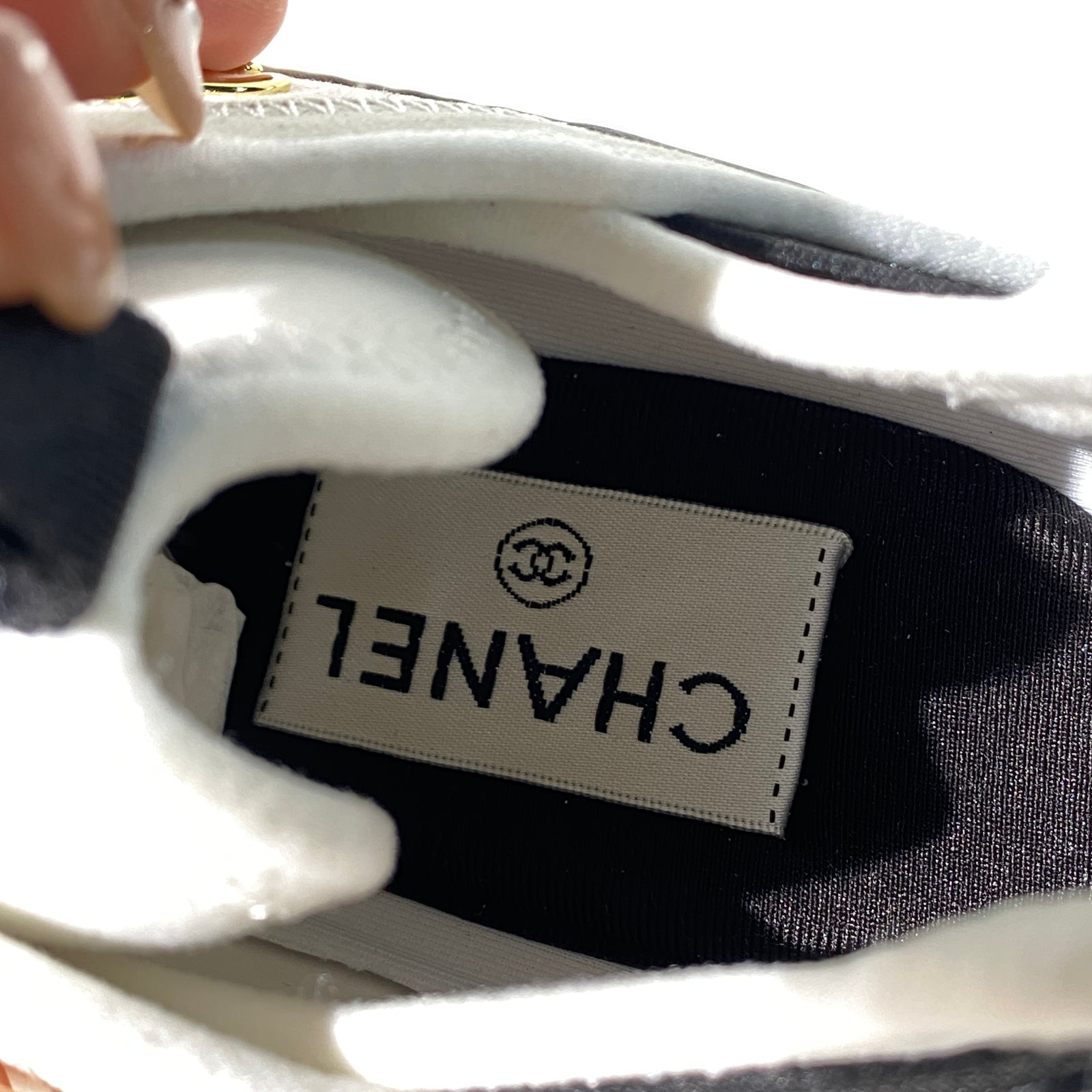 국내) 초미세하자) 샤넬 믹스드파이버 / 화이트 37