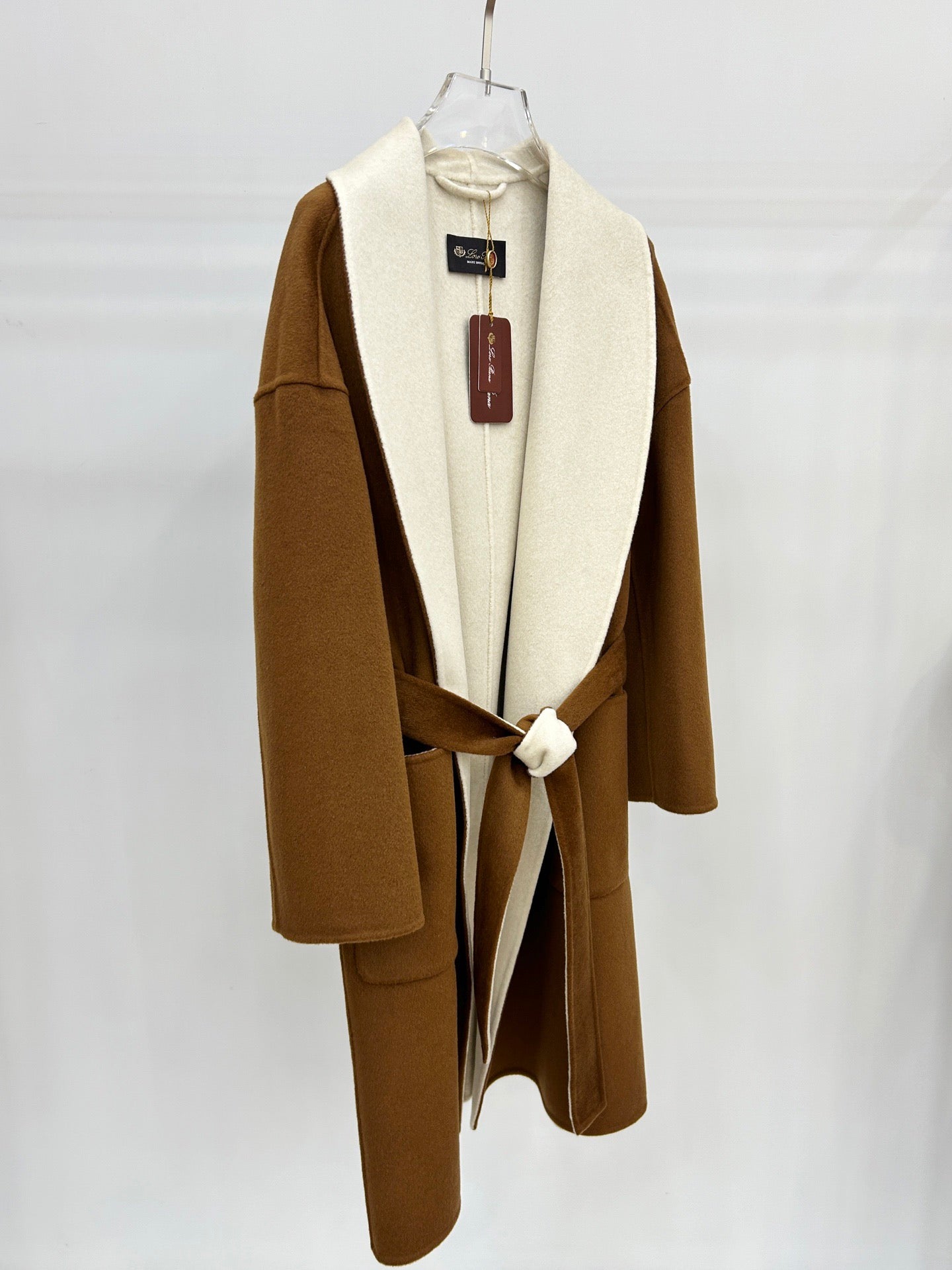 로로피아나 캐시미어 코트