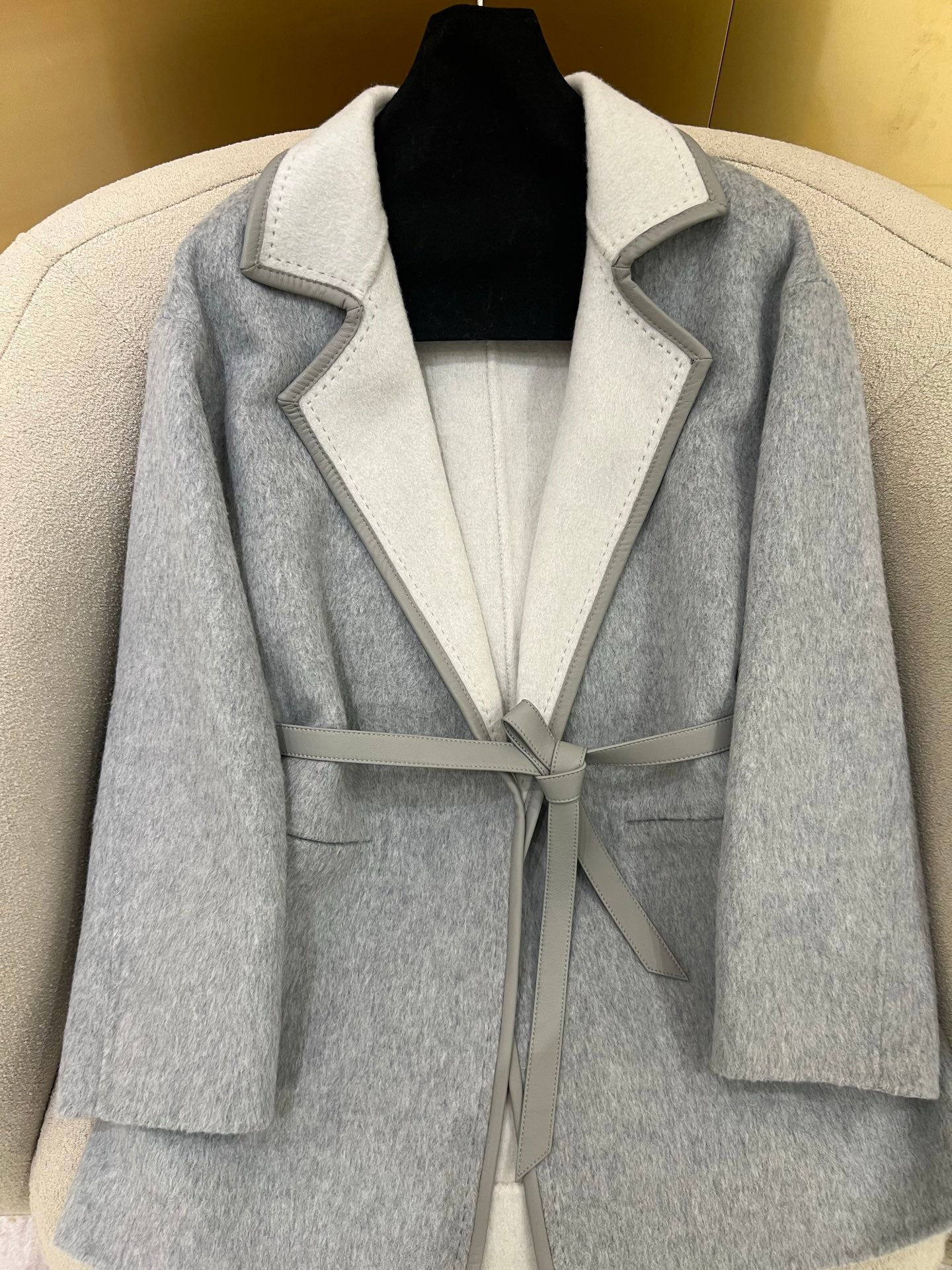 로로피아나 리버시블 벨크로 자켓