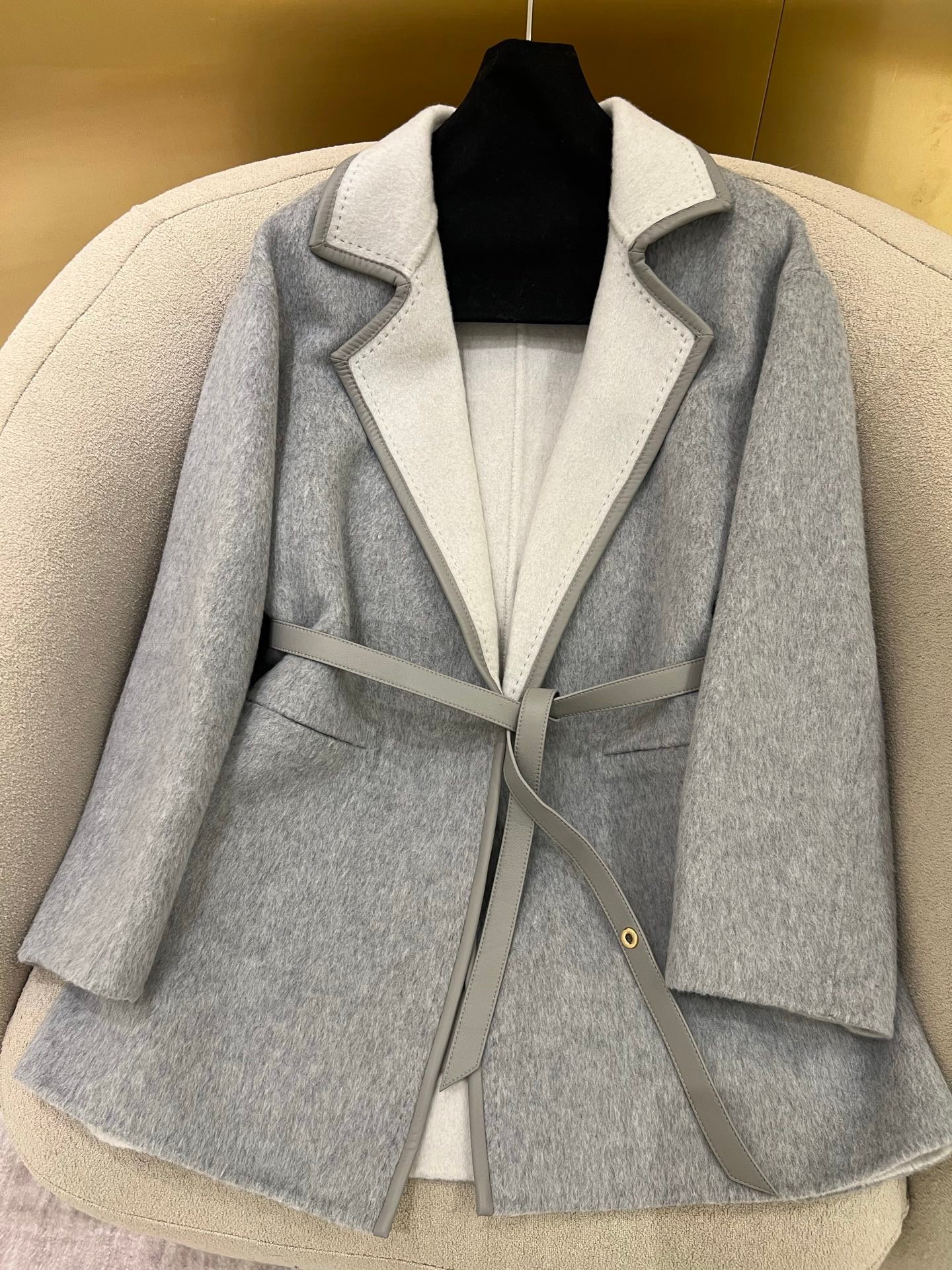 로로피아나 리버시블 벨크로 자켓