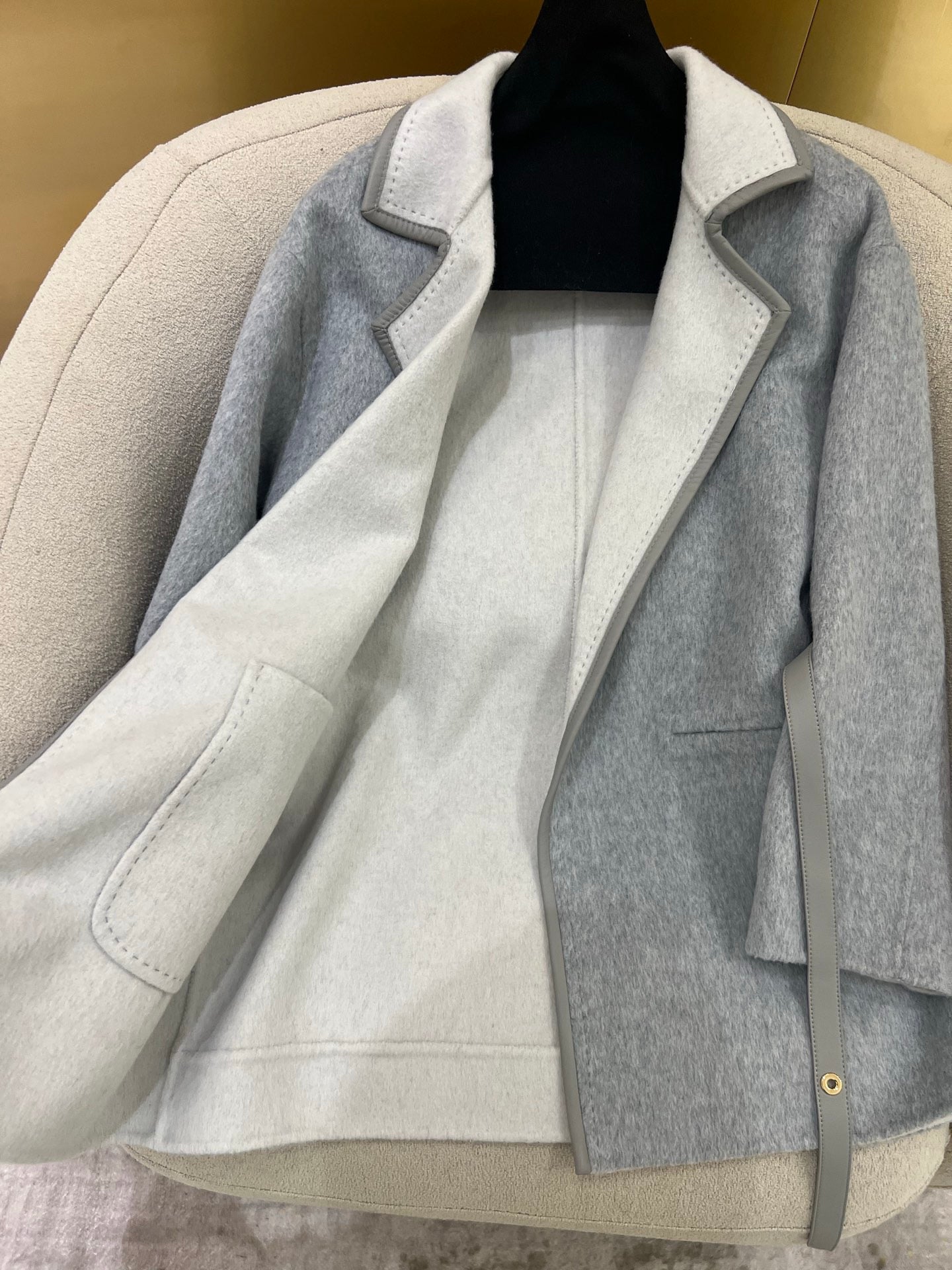 로로피아나 리버시블 벨크로 자켓