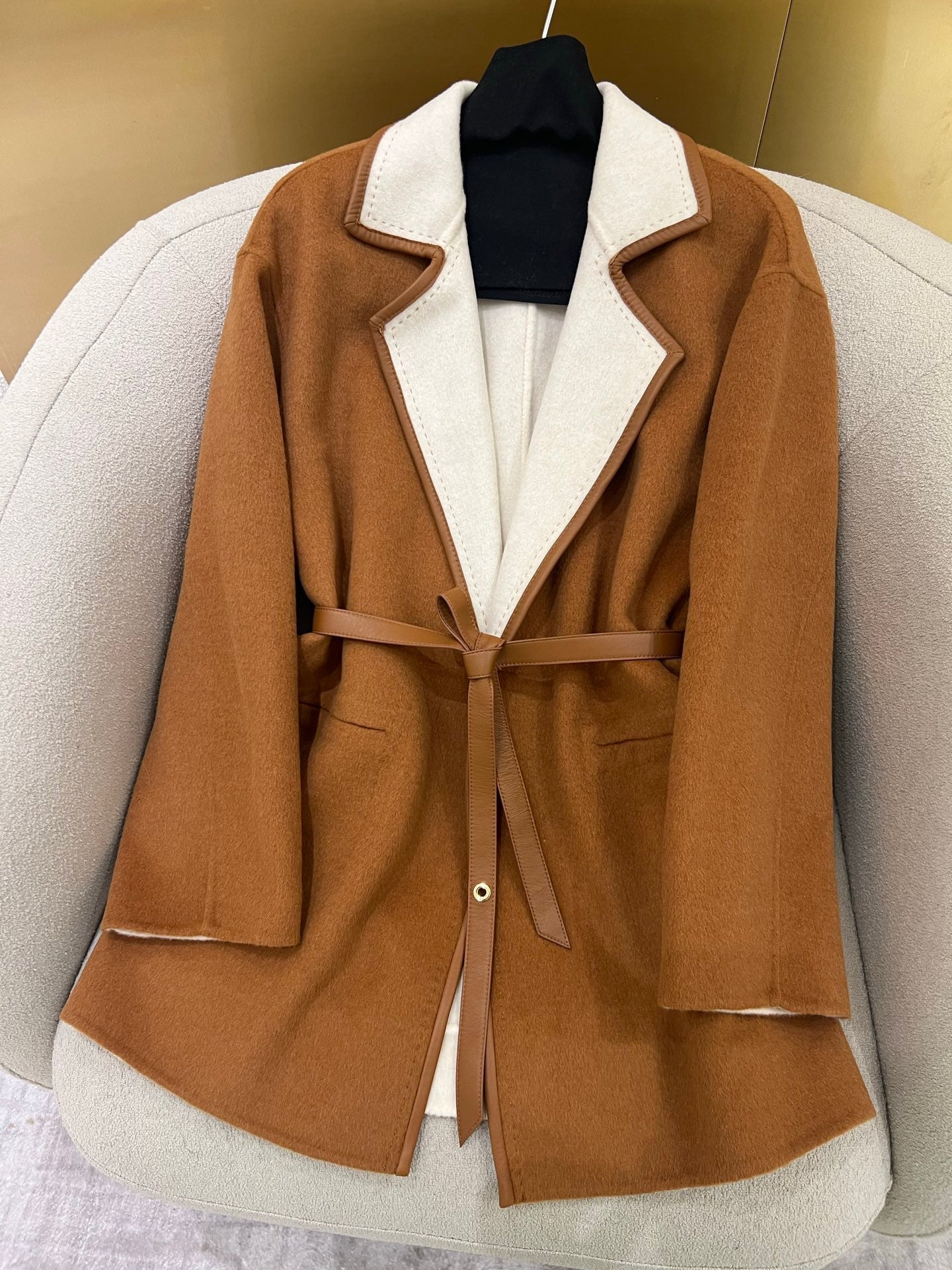 로로피아나 리버시블 벨크로 자켓