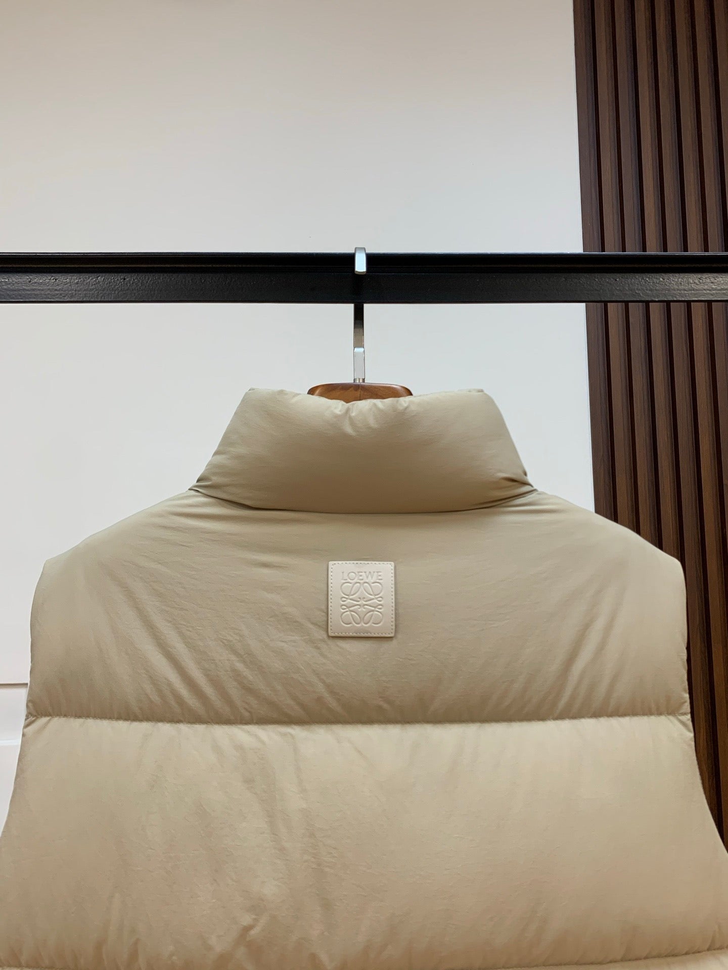 로에베 구스다운 패딩 베스트 조끼