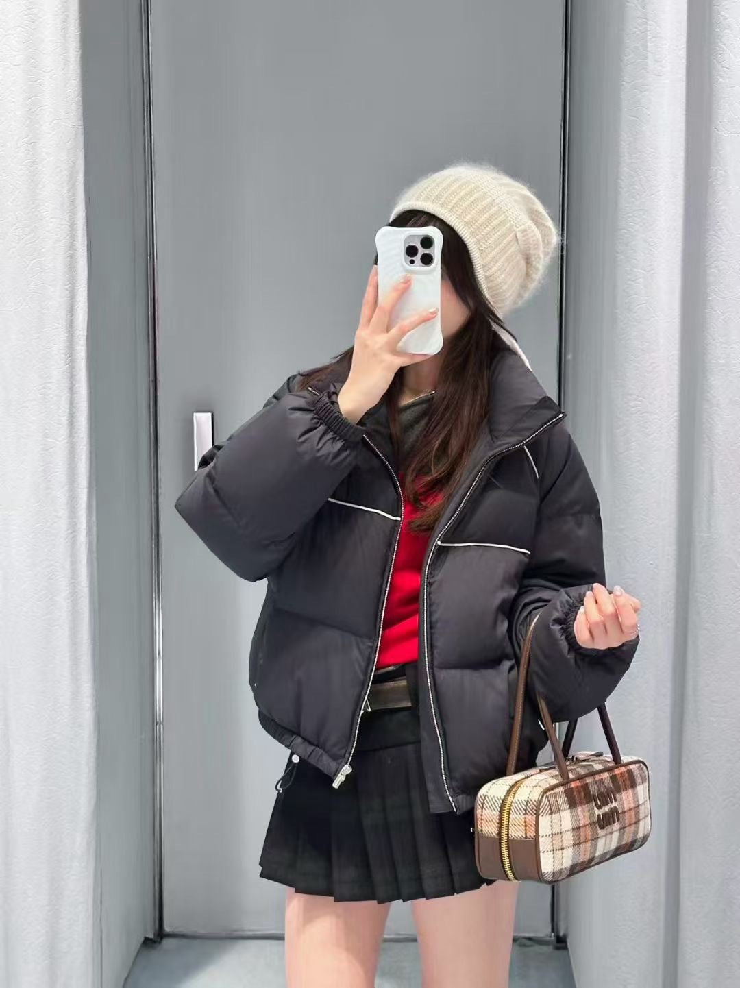 미우미우 테크니컬 퐁제 다운 자켓